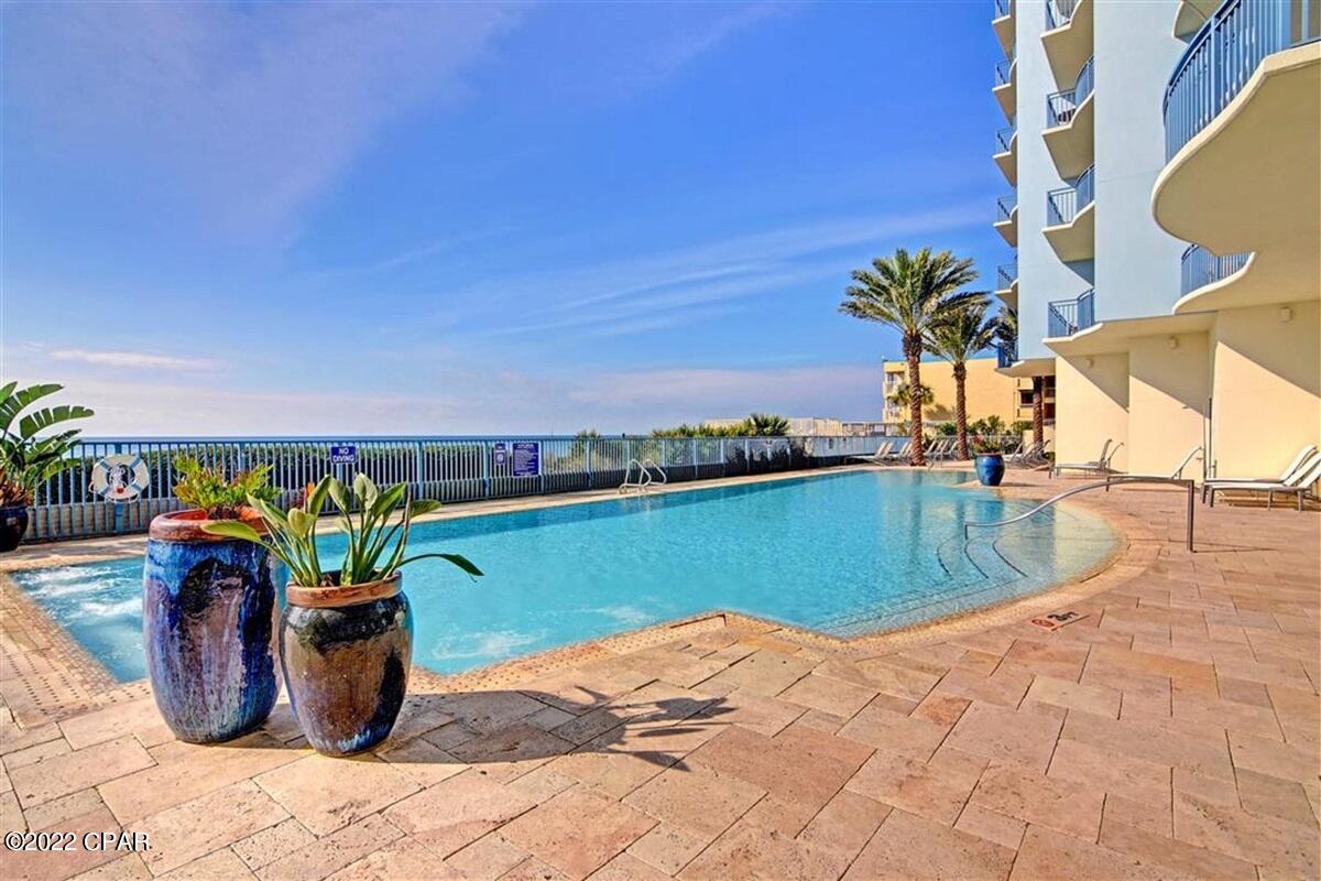 Sterling Breeze - Residential