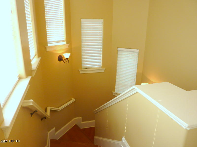 Magnolia Bay Club - Residential Lease