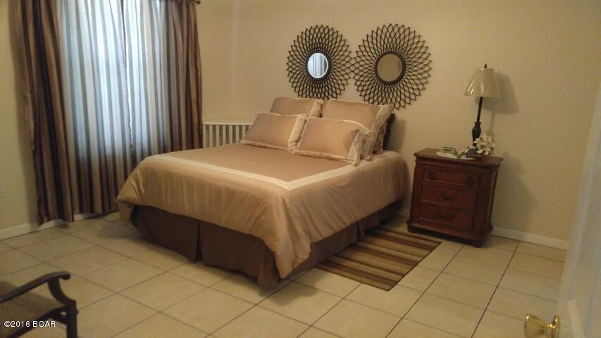 Palm Cove - Residential Lease