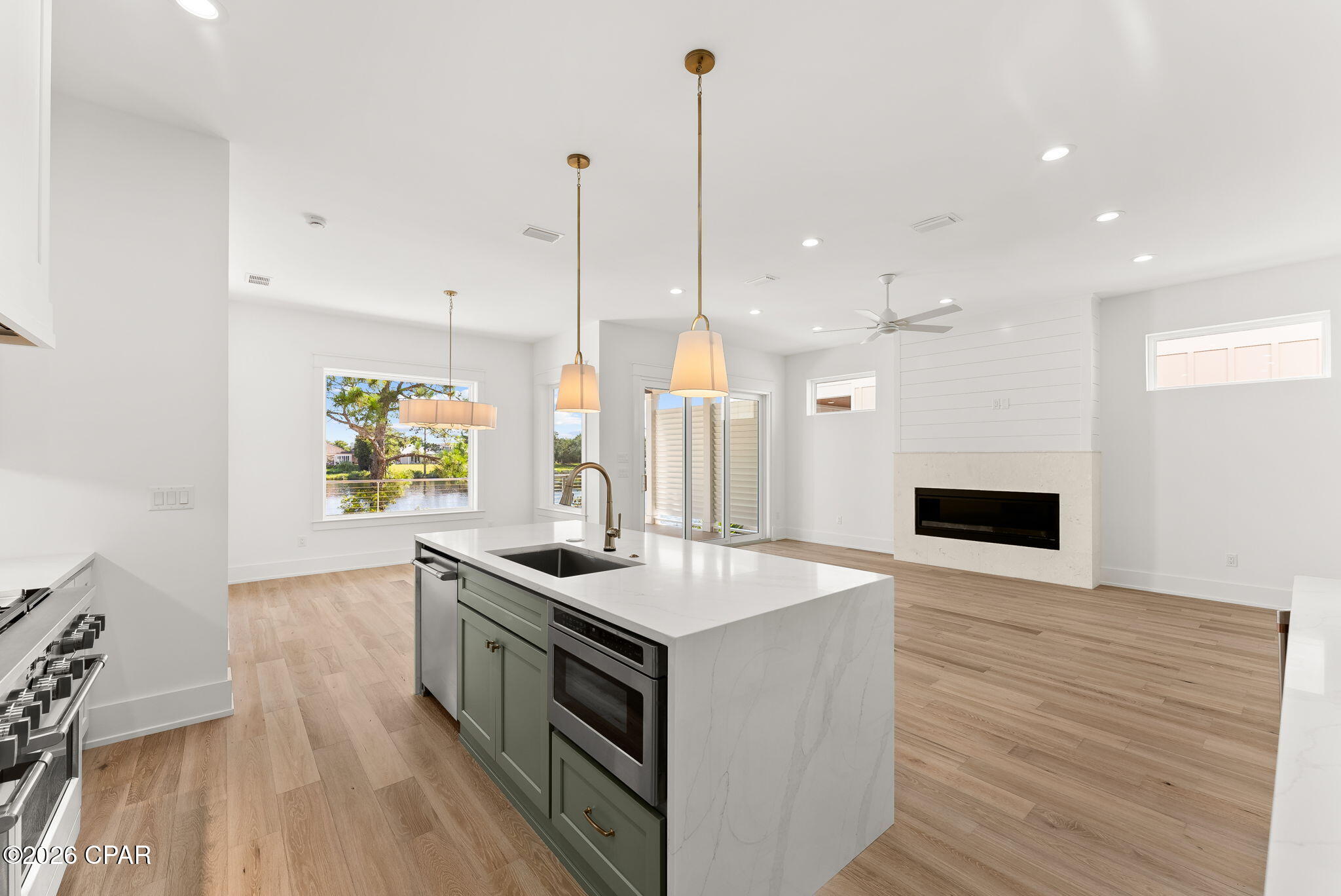 Grand Lagoon Pointe - Residential