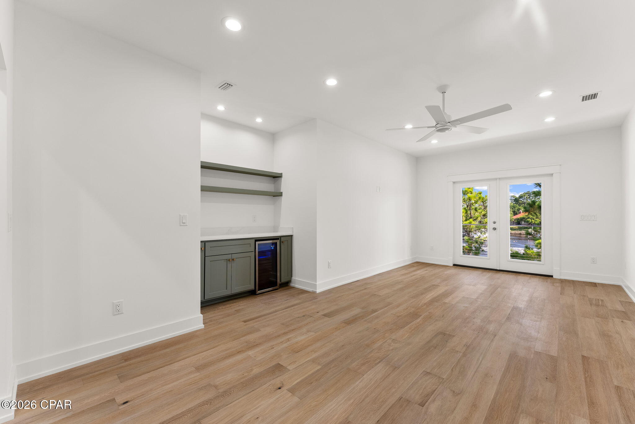 Grand Lagoon Pointe - Residential