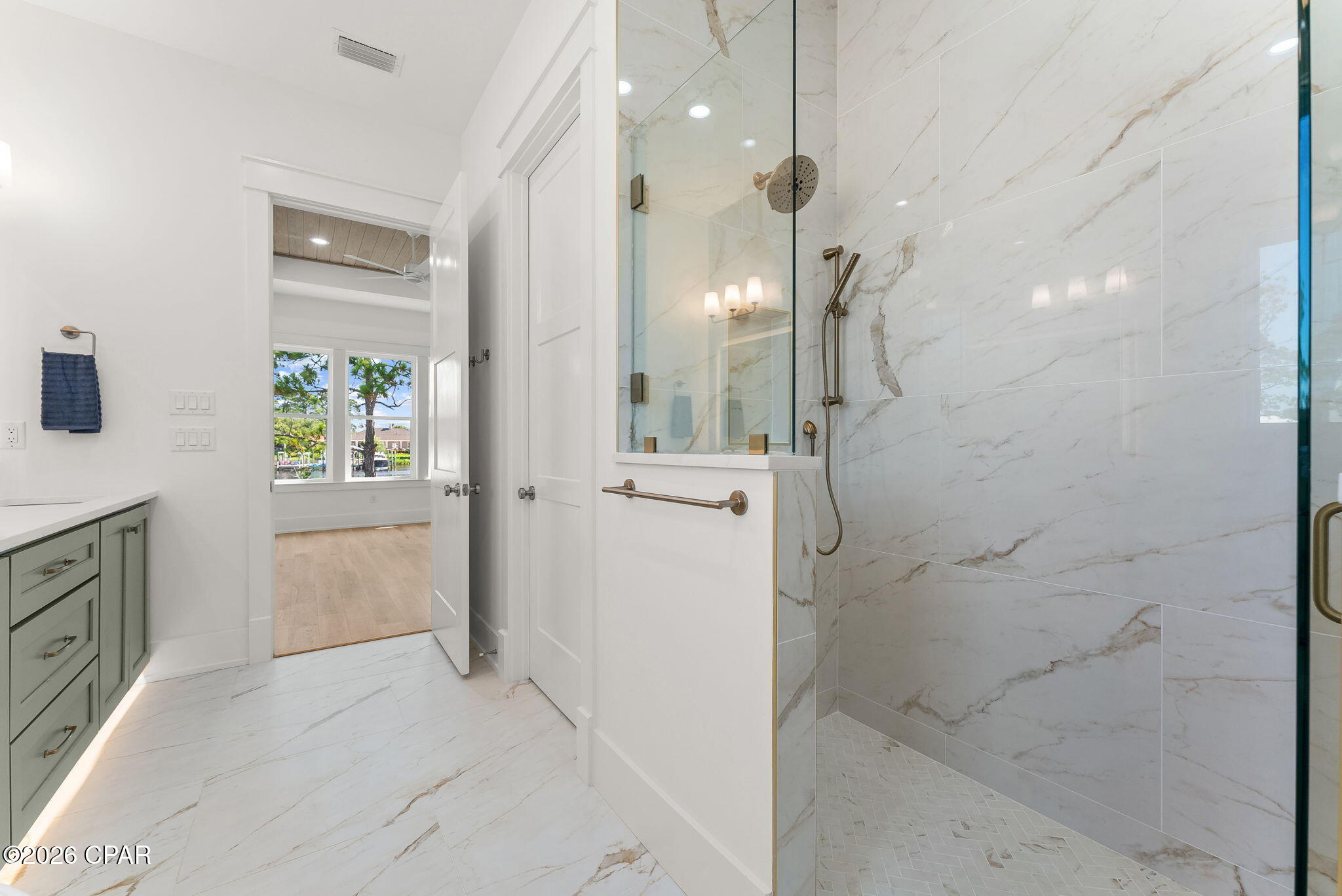Grand Lagoon Pointe - Residential