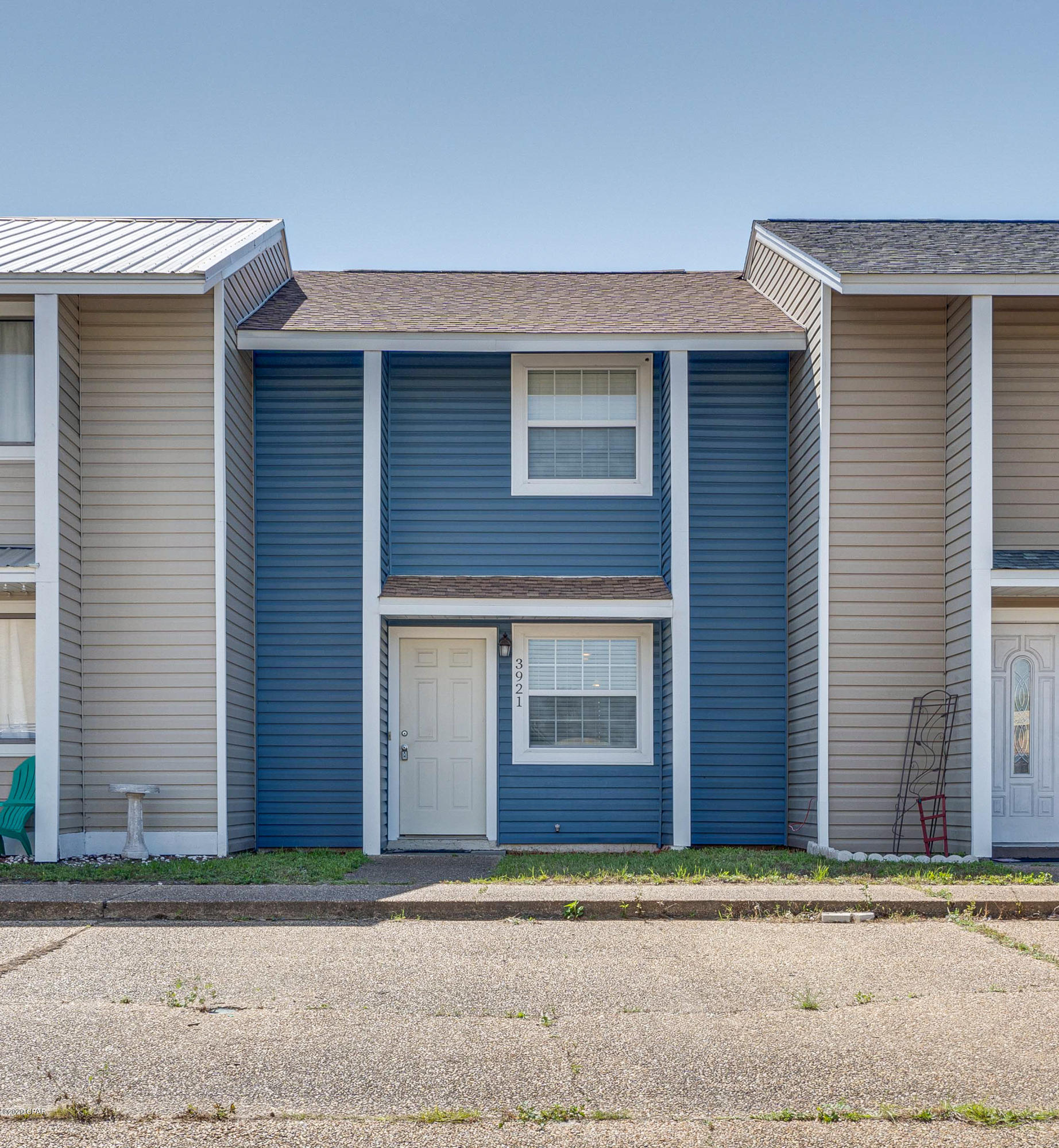 **CURRENTLY UNDER CONTRACT, SELLER IS ACCEPTING BACKUP OFFERS**Very Clean Town Home with an affordable Price and a Central Location to everything in Panama City. This is 2 Story unit, with the bedrooms upstairs and living downstairs. The back patio is fully fenced.  This well laid, upgraded floor plan has  New Carpet and Tile flooring, and No wasted space and feels larger than it is. Come and see this Move in ready unit, hurry cause it won't last Long !