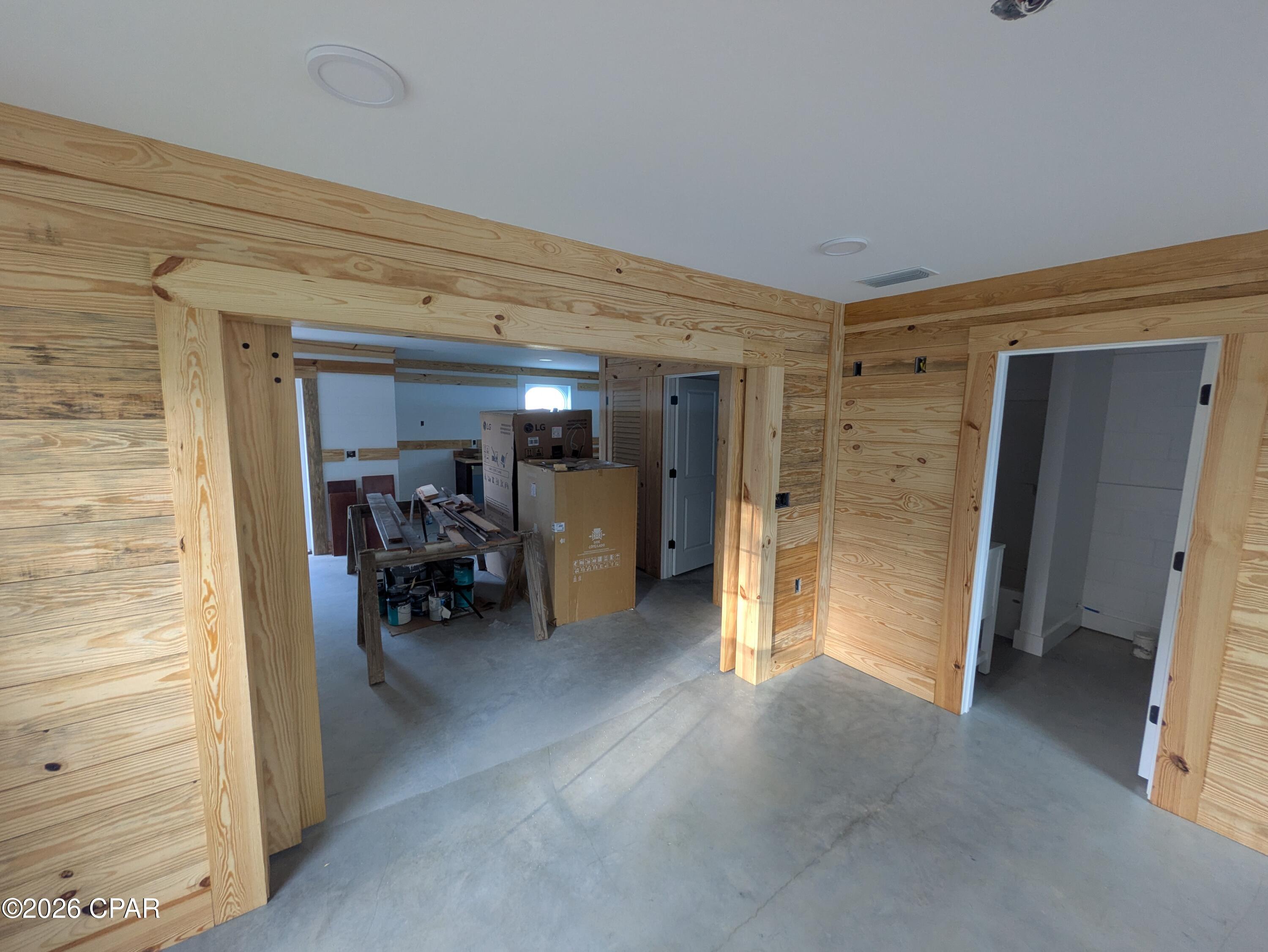 South Caravana Manor - Residential