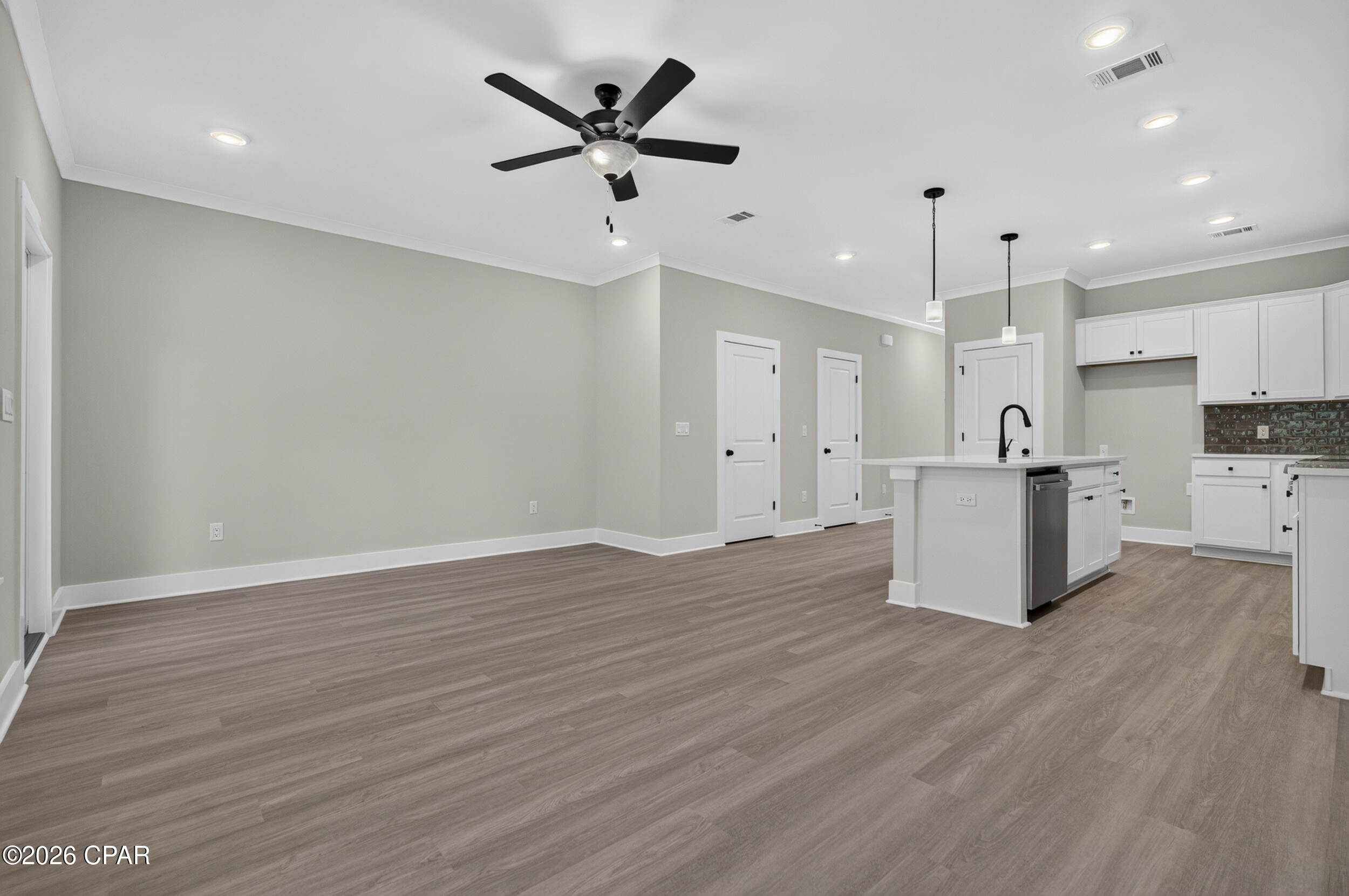 Colonial Landing - Residential