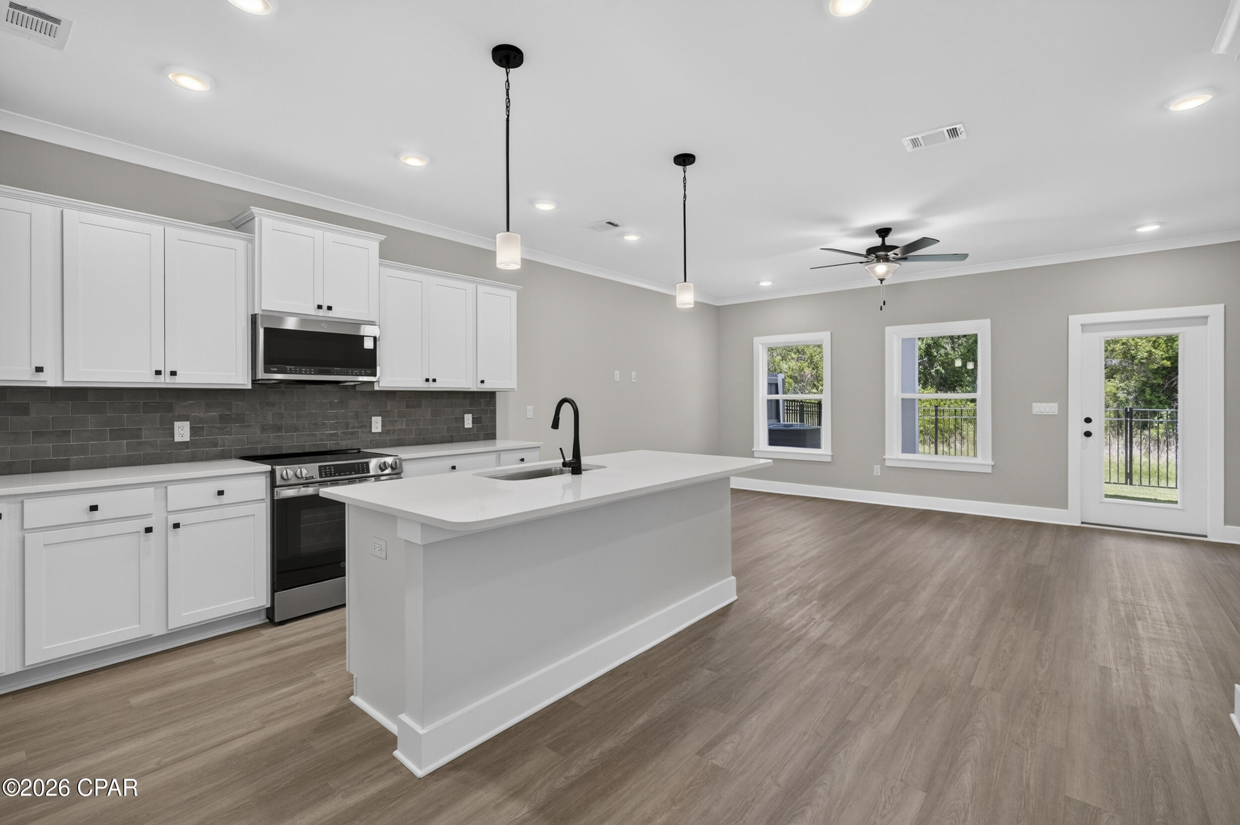 Colonial Landing - Residential