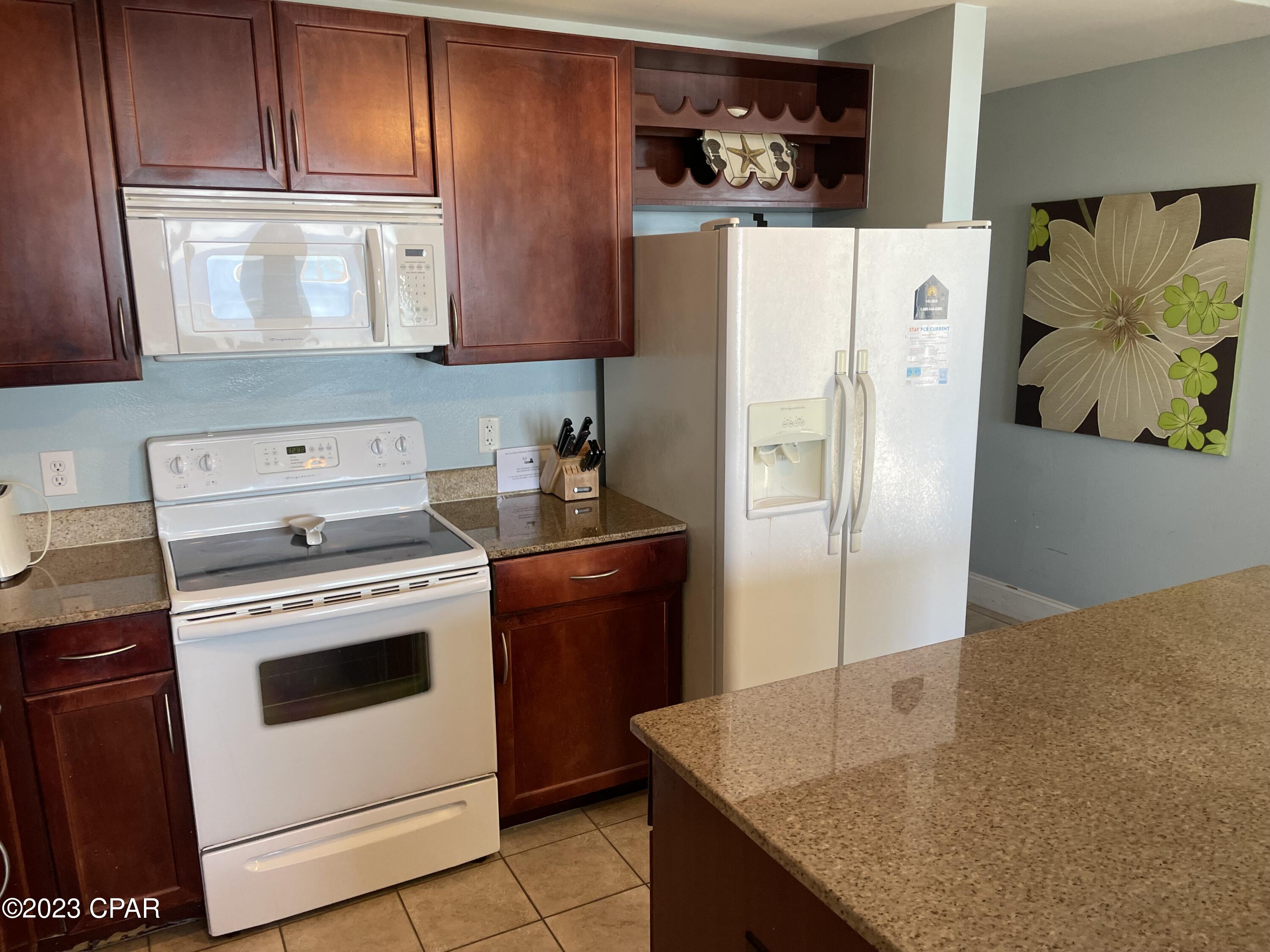 Laketown Wharf - Residential