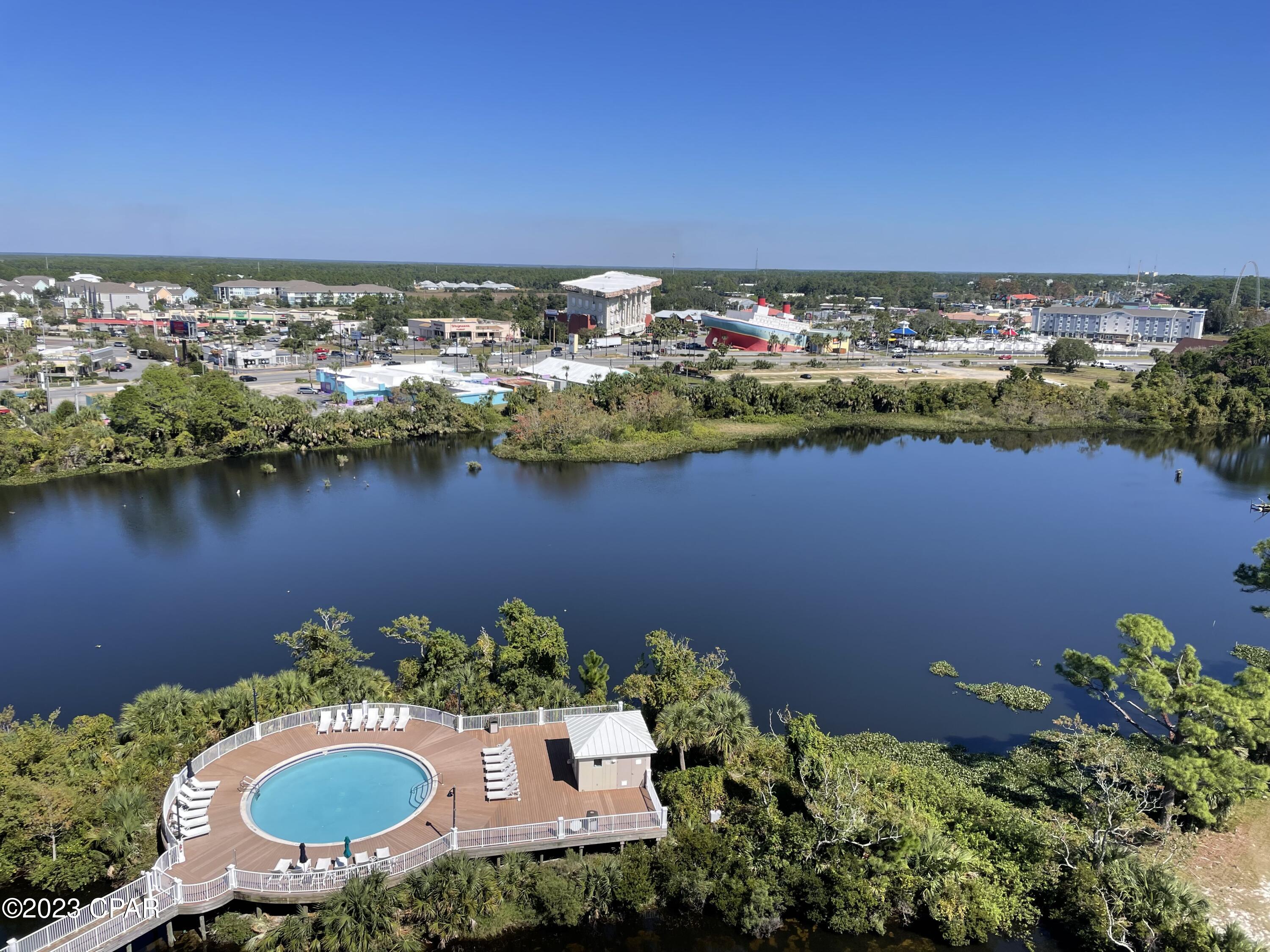 Laketown Wharf - Residential