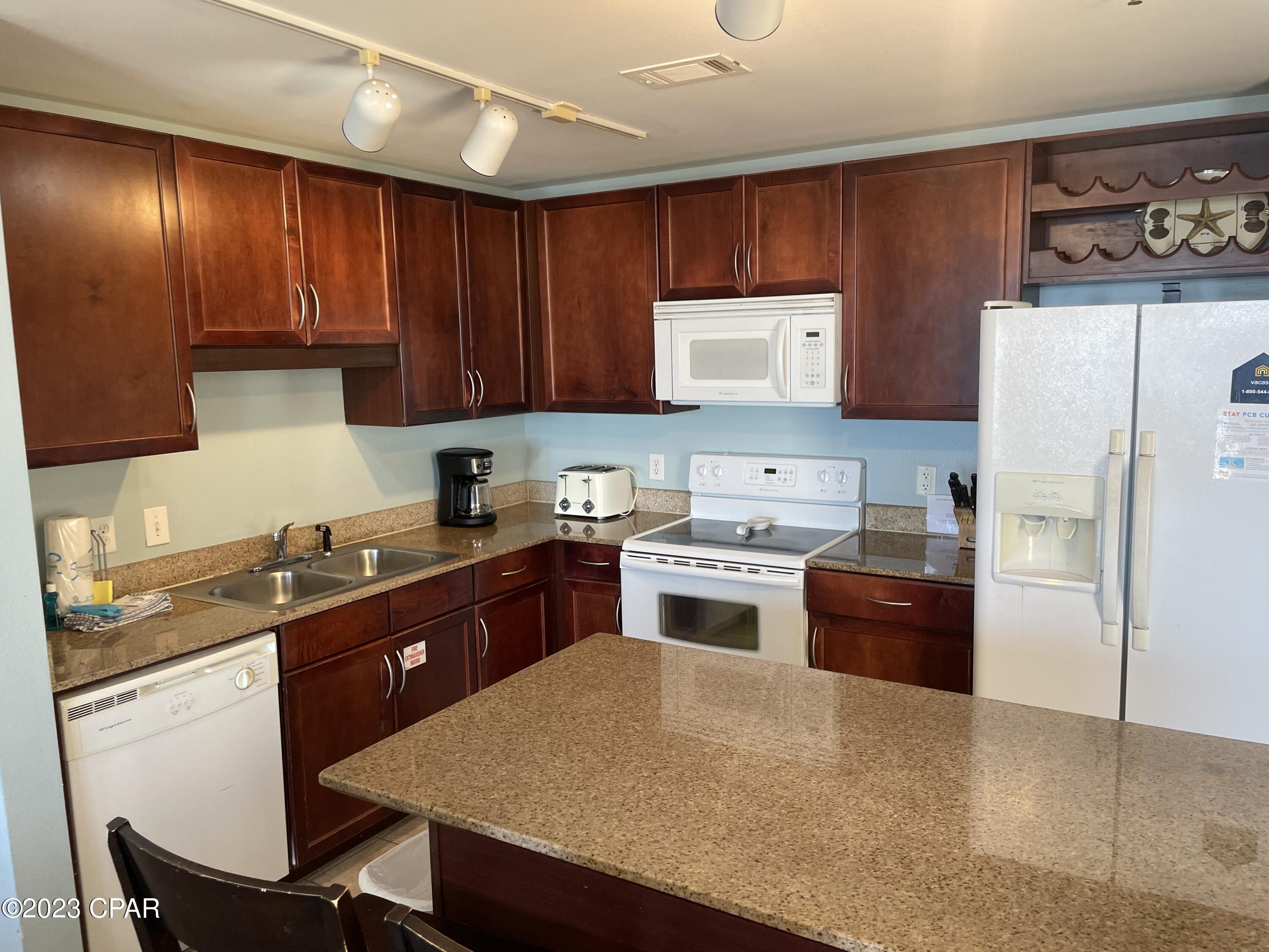 Laketown Wharf - Residential