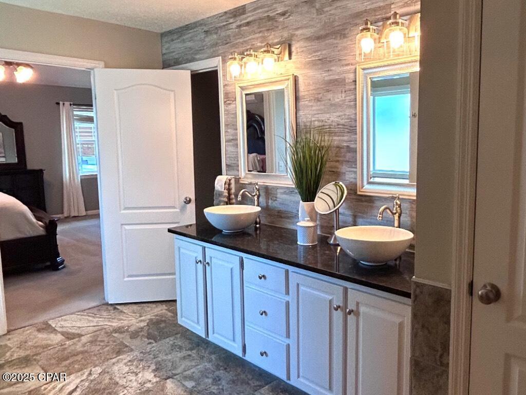 Derby Woods 1st Add - Residential