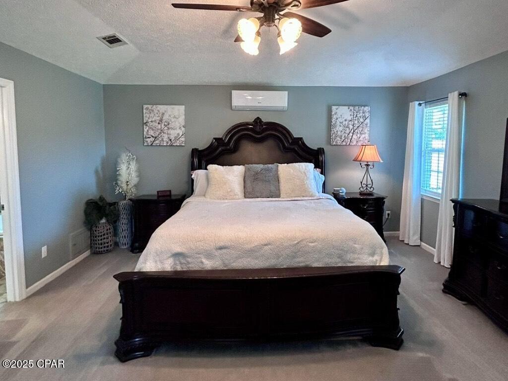 Derby Woods 1st Add - Residential