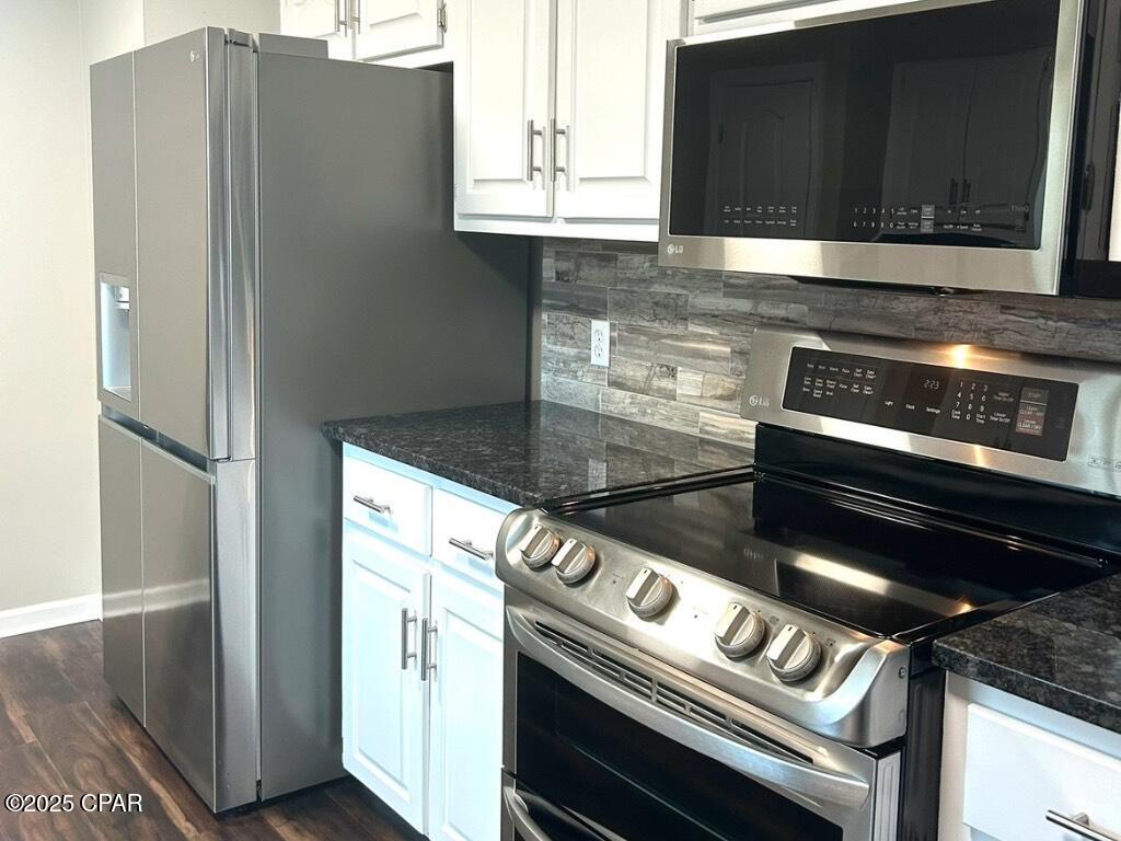 Derby Woods 1st Add - Residential