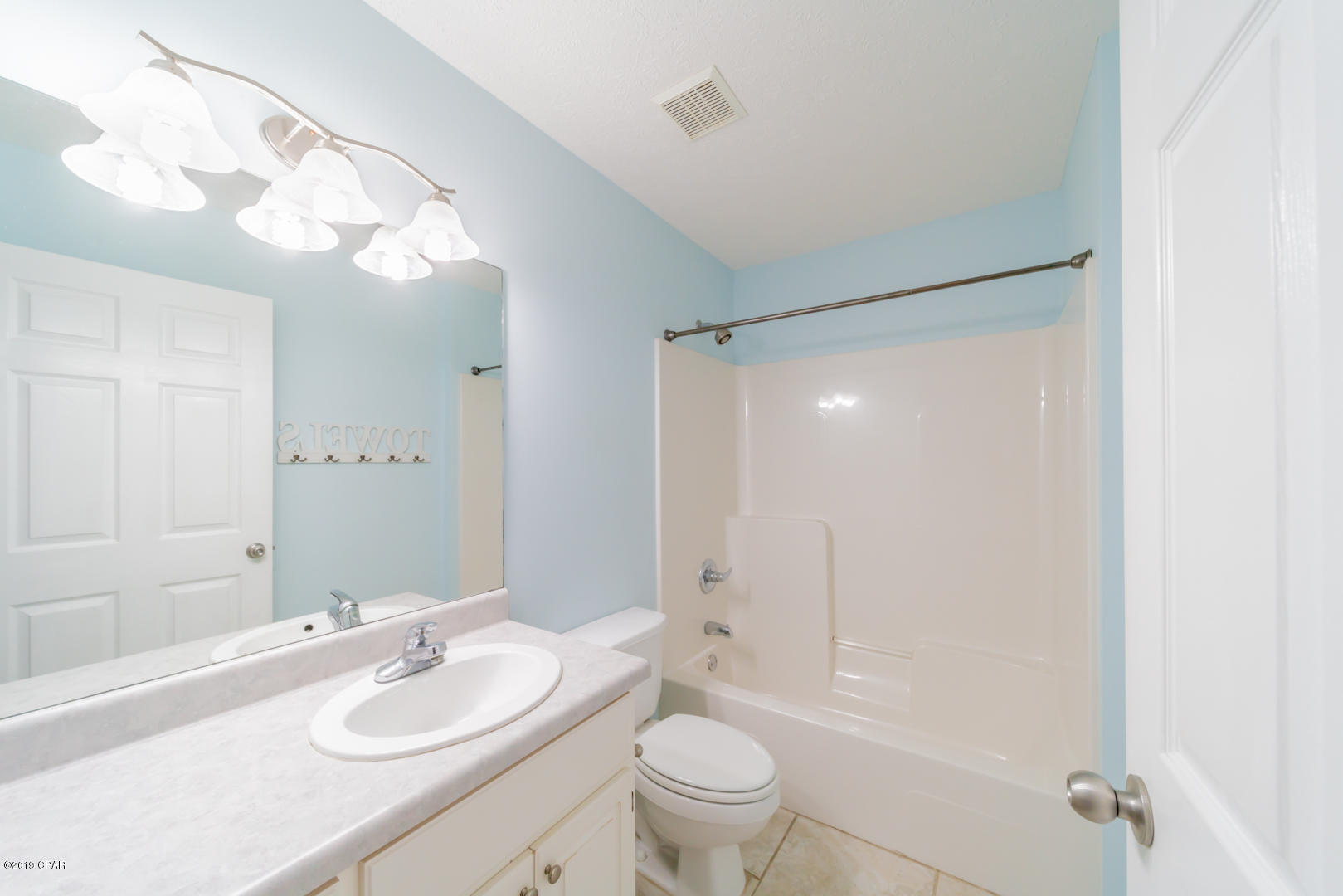 Riviera Beach 1st Add - Residential Lease
