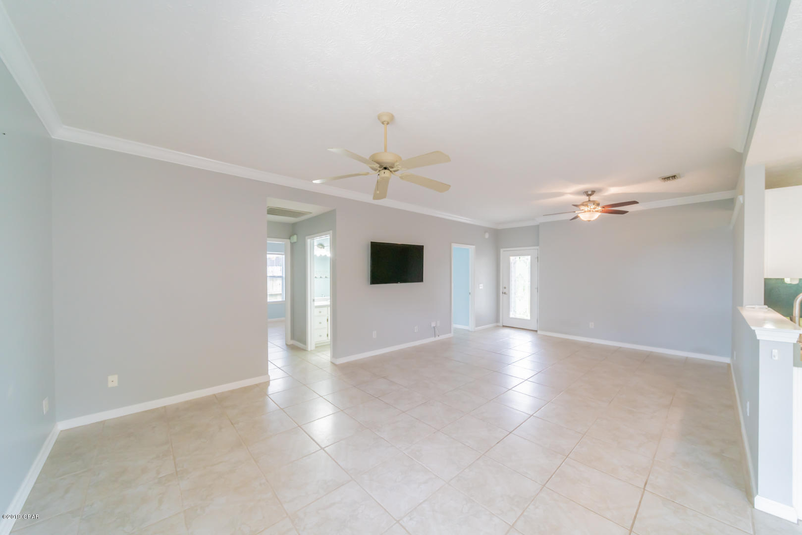 Riviera Beach 1st Add - Residential Lease