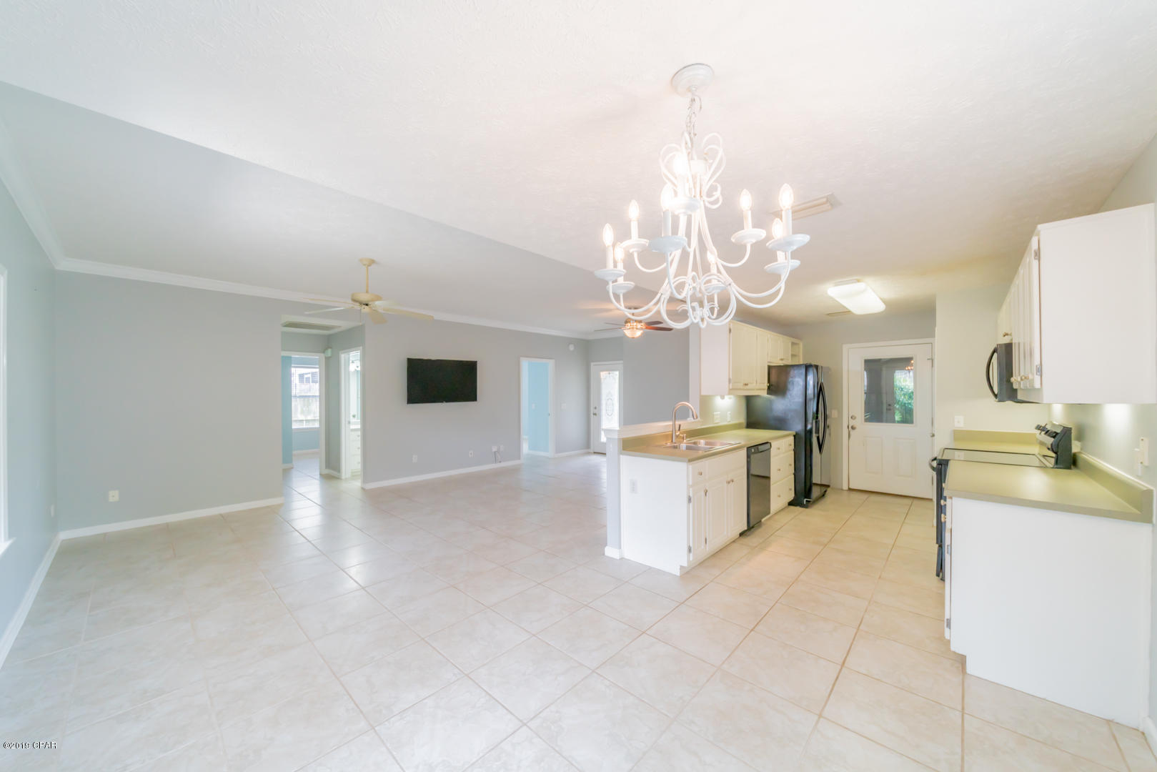 Riviera Beach 1st Add - Residential Lease