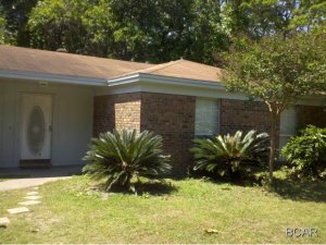 Pinnacle Pines Estate - Residential Lease