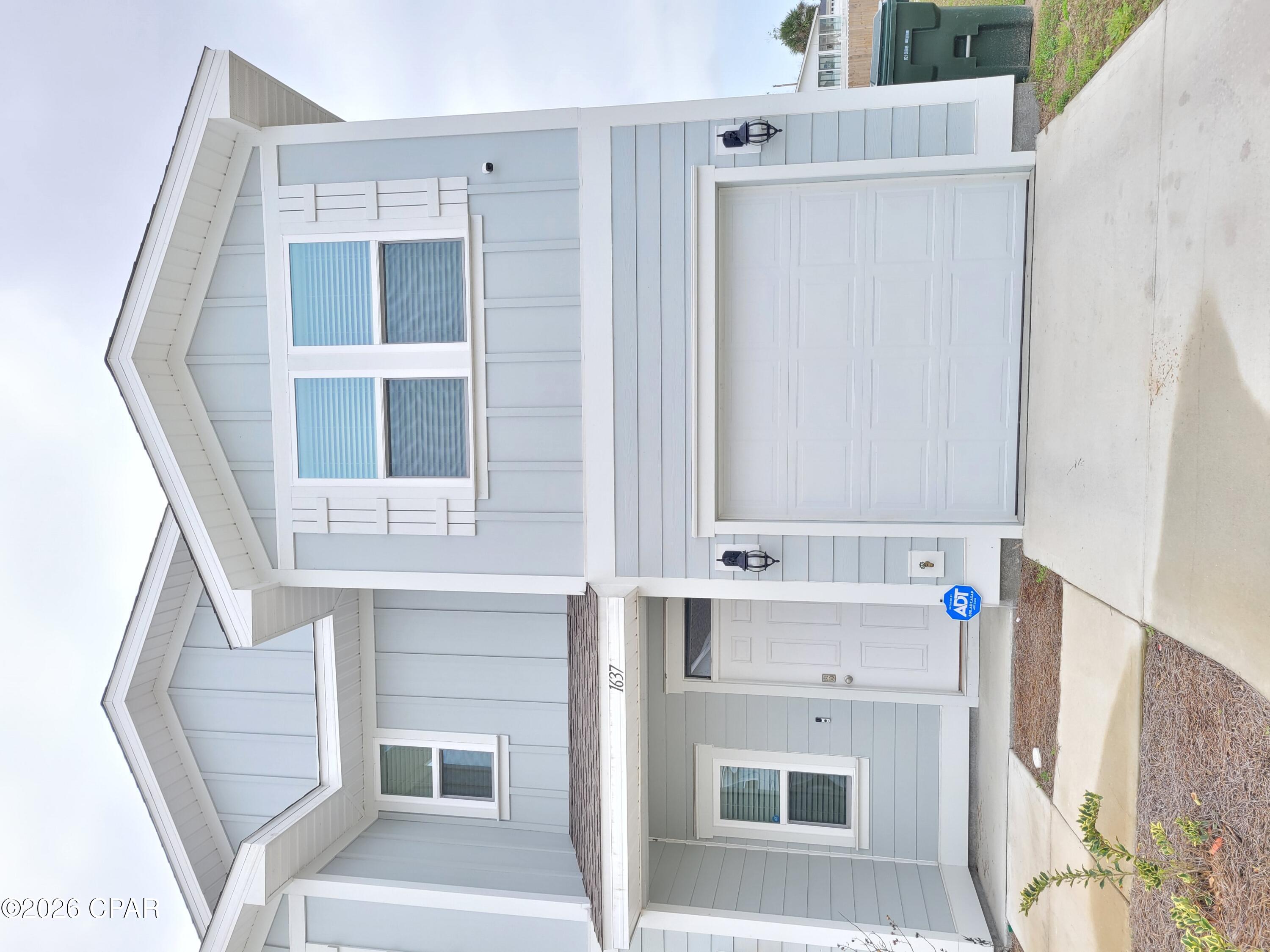 Landins Landing!  2 Story Townhome End Unit!  3 bedroom 2.5 bath townhome with 1 car garage.  This unit features tall ceilings, open living area, stainless appliances, split bedroom floor plan, LVP flooring in the common areas and carpet in the bedrooms, stairs and hall, open back patio with view of the pond.  Washer and Dryer included.
NO PETS!
