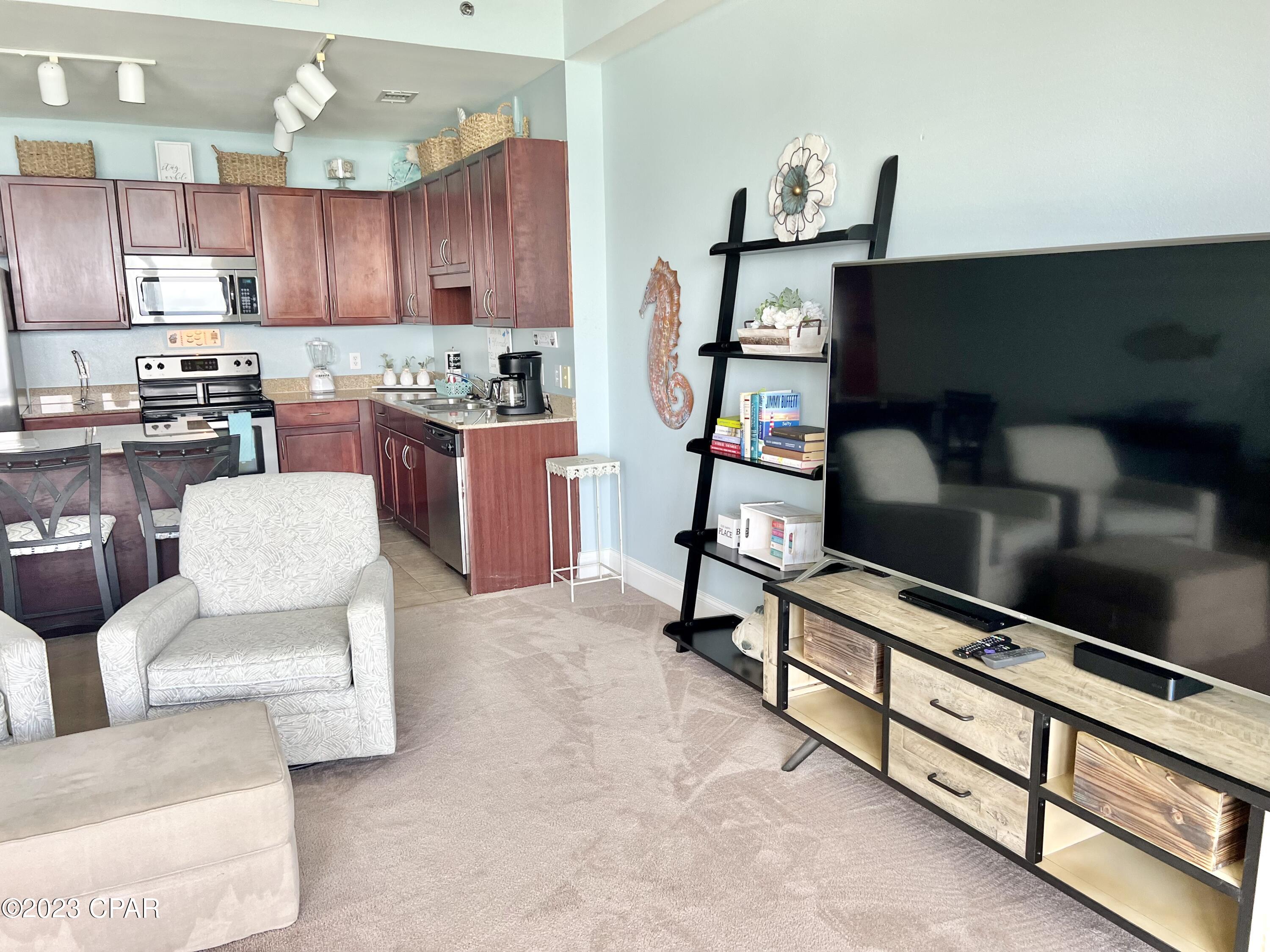 Laketown Wharf - Residential