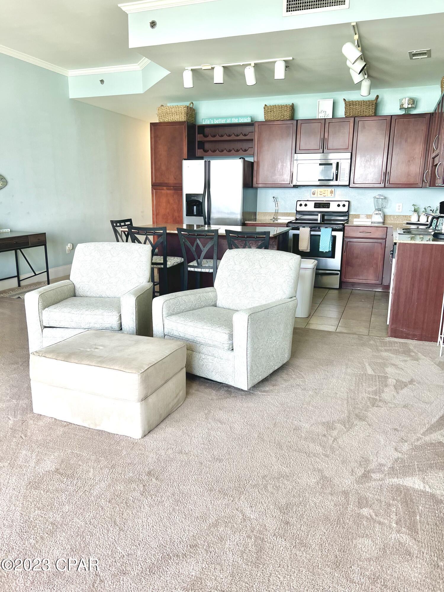 Laketown Wharf - Residential