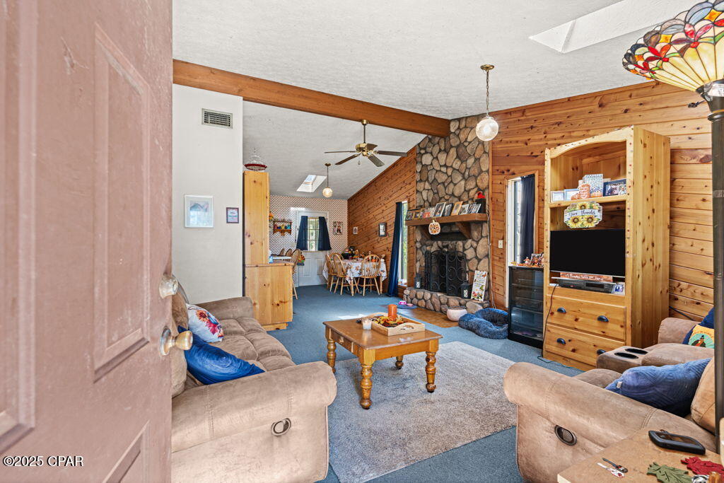 Leisure Lakes - Residential