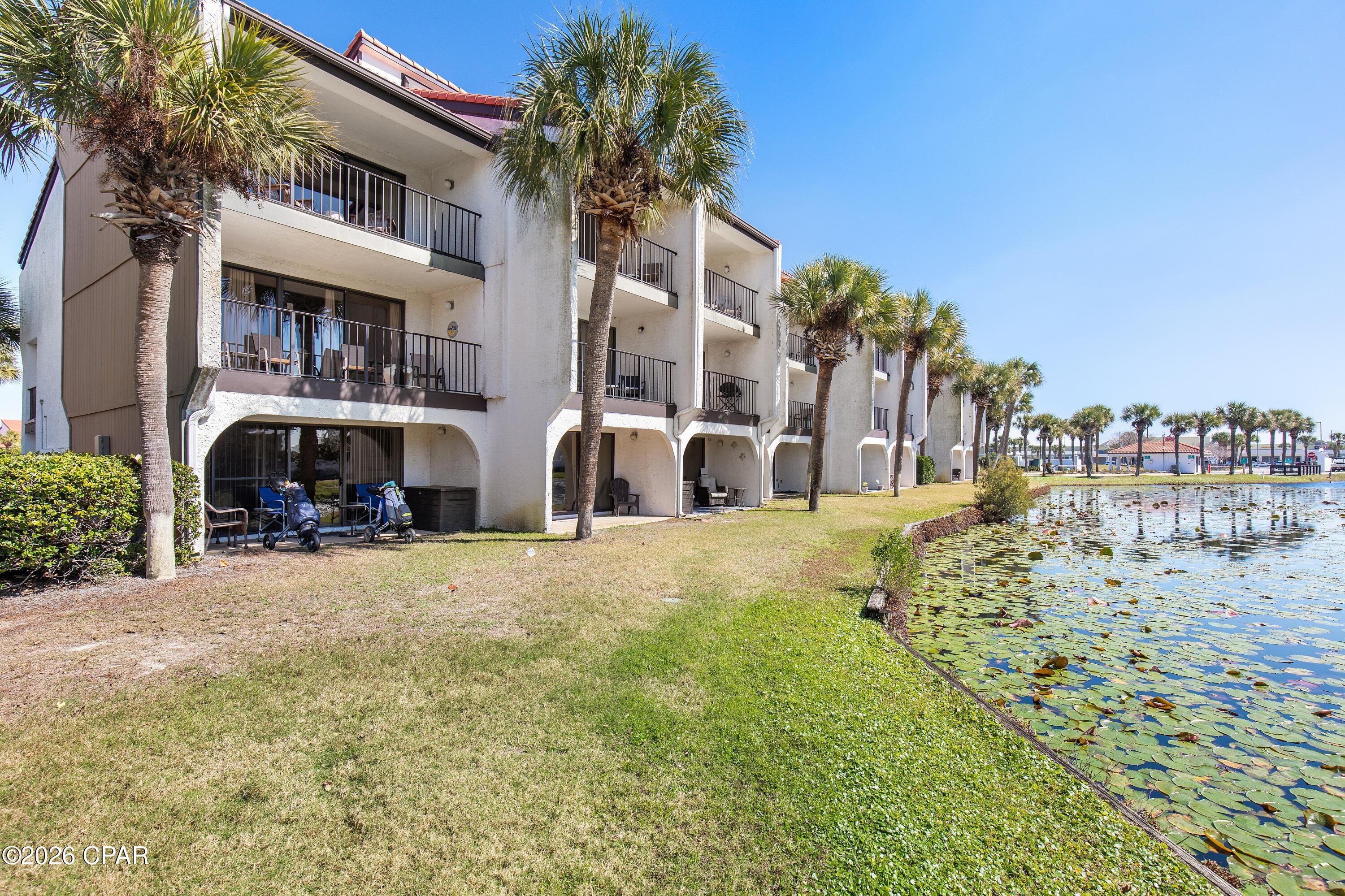 Prime short-term rental at Edgewater Beach Resort Golf Villas. This 2BR / 2.5BA condo offers an ideal layout for vacation guests, featuring two private bedrooms and two bathrooms upstairs, perfect for families or couples traveling together. Spacious, functional, and easy to maintain—exactly what today's renters love! Guests love Edgewater's resort-style amenities, including multiple pools, tennis courts, championship golf, fitness center, and designated beach access to Panama City Beach's sugar-white sands. The amenity-rich, gated setting drives strong demand, repeat bookings, and year-round rental potential. Conveniently located near shopping, dining, and entertainment, this condo checks all the boxes for a high-performing Airbnb or VRBO investment, with flexibility for personal use
when not generating income. A proven resort destination with built in guest appeal.
(buyer to verify all dimensions if needed)