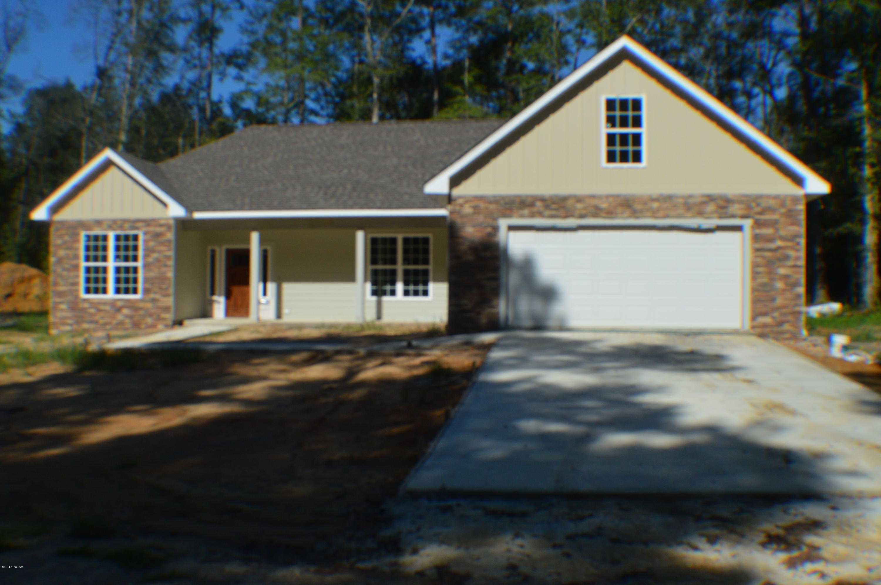 NEW CONSTRUCTION!!!!! BEAUTIFUL BRAND NEW 4/3 TWO STORY HOME IN A VERY DESIRABLE AREA OF CHIPLEY. HOME BOAST OF GRANITE COUNTER TOPS. STAINLESS STEEL APPLIANCES, LARGE KITCHEN, MASTER BEDROOM WITH HARDWOOD FLOORS, LARGE MASTER BATH WITH WHIRLPOOL TUB AND AN OVER SIZED SEPERATE SHOWER. HOME HAS ADDIONAL 2 FULL BATHS AND A BEDROOM UPSTAIRS. HOME ALSO HAS A SCREENED PORCH ON THE BACK.BUILDER FINSIHED OUT SPACE UPSTAIRS FOR A 4TH BEDROOM WITH FULL BATH AND CLOSET. ALL THIS SITTING ON ALMOST AN ACRE. MUST SEE THIS ONE CAUSE IT WANT LAST LONG. CALL TODAY TO SEE THIS BEAUTIFUL HOME. ADDITIONAL LOT ALSO AVLAIBLE... WON'T LAST LONG!!!!