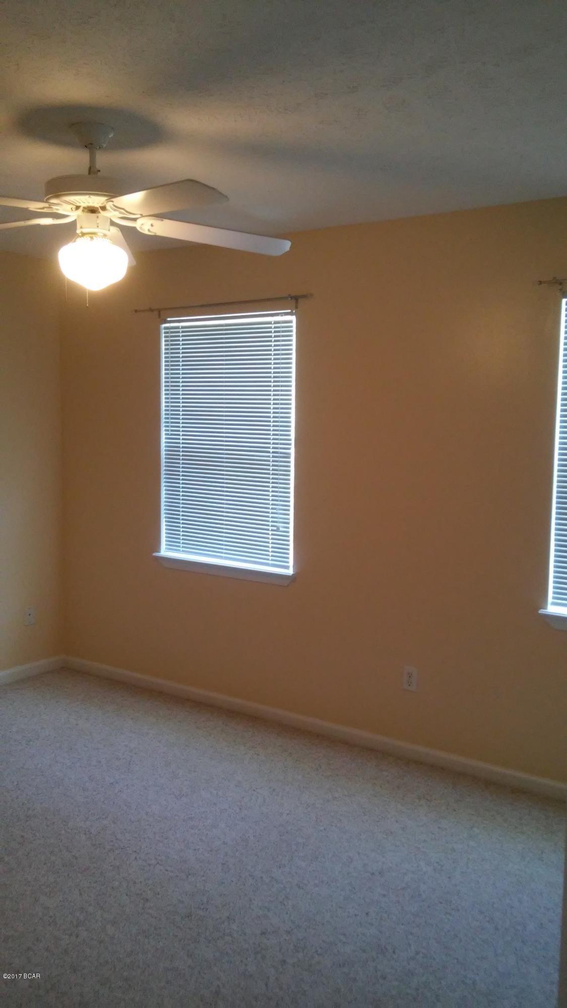 Kings Point 1st Add - Residential Lease