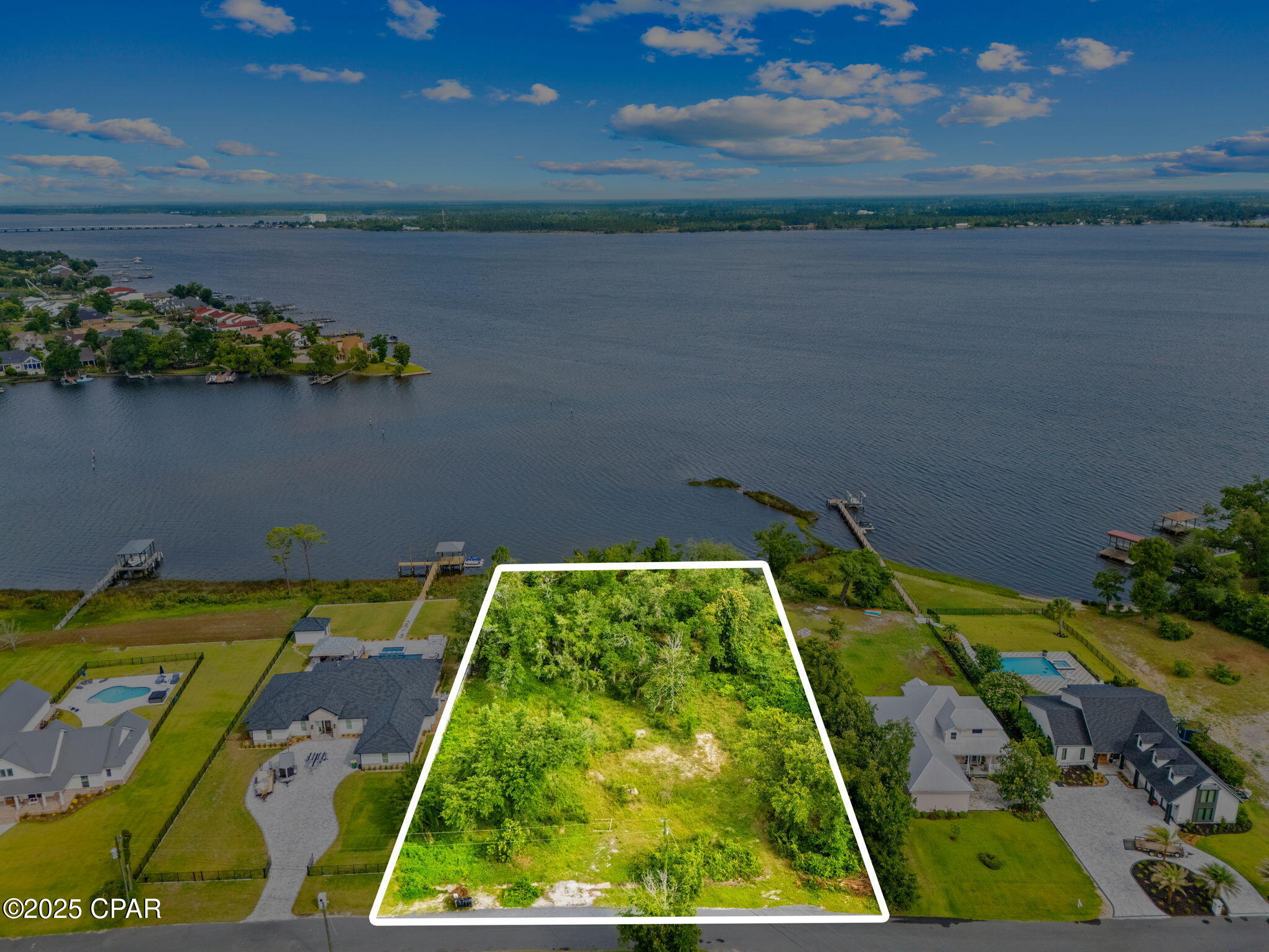 College Point 1st Add - Land