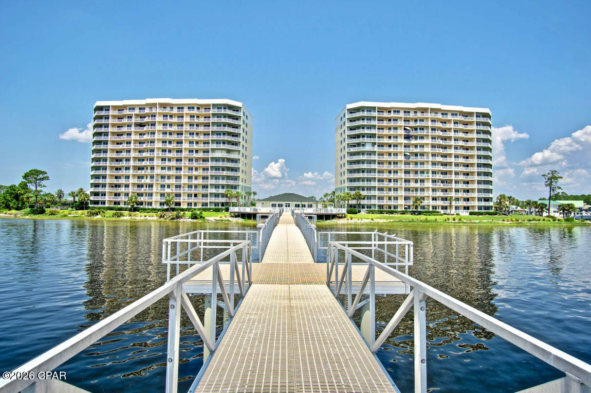 Hibiscus By The Bay - Residential