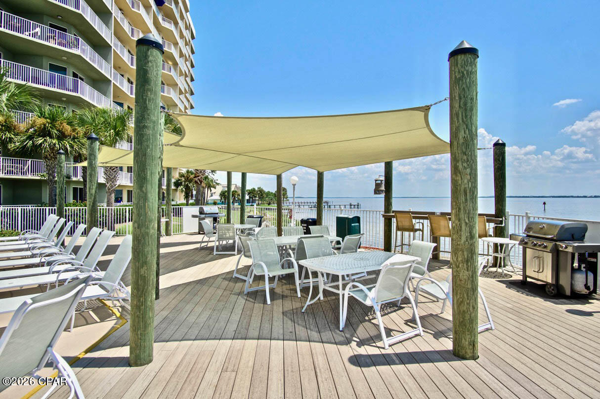 Hibiscus By The Bay - Residential