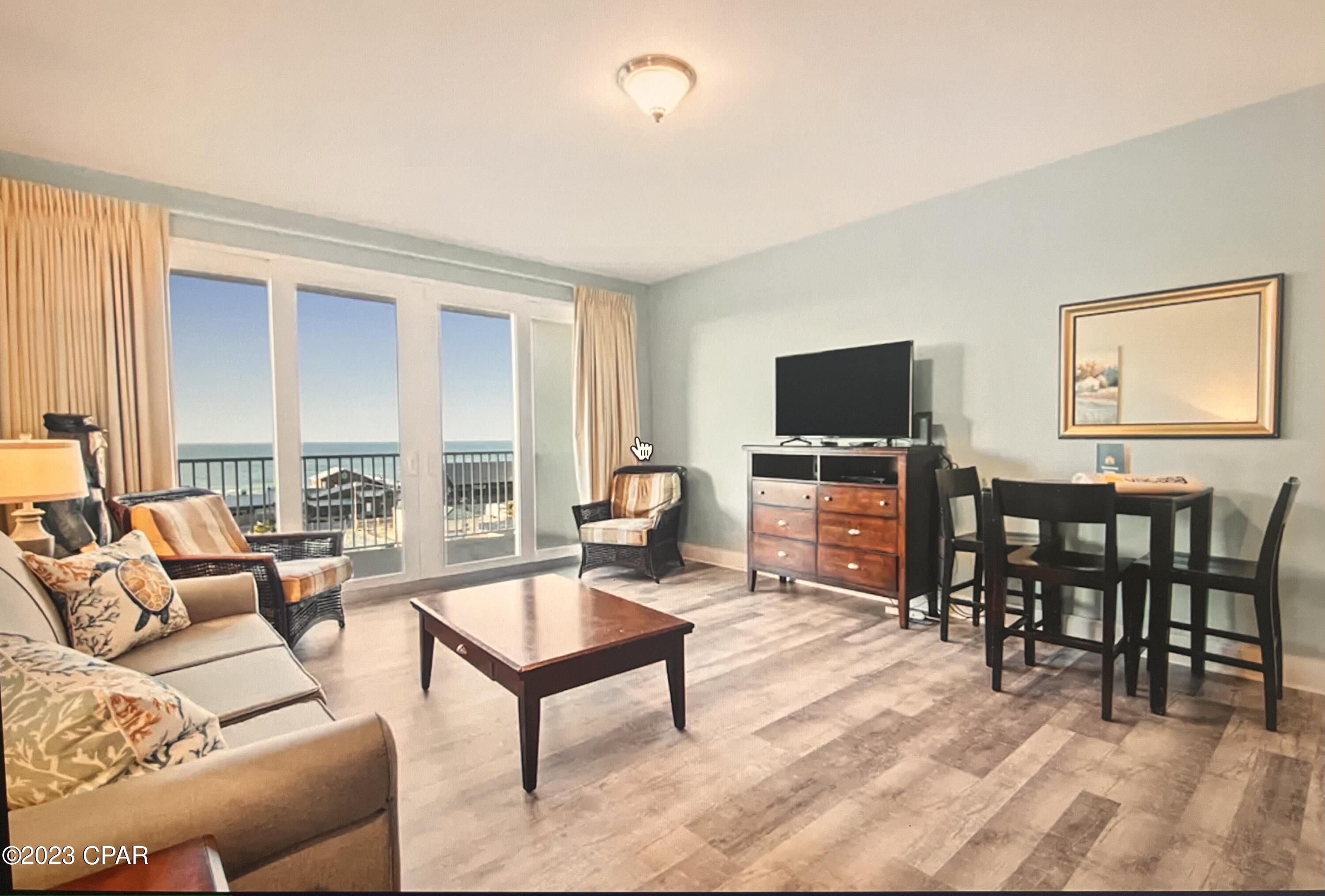 Laketown Wharf - Residential