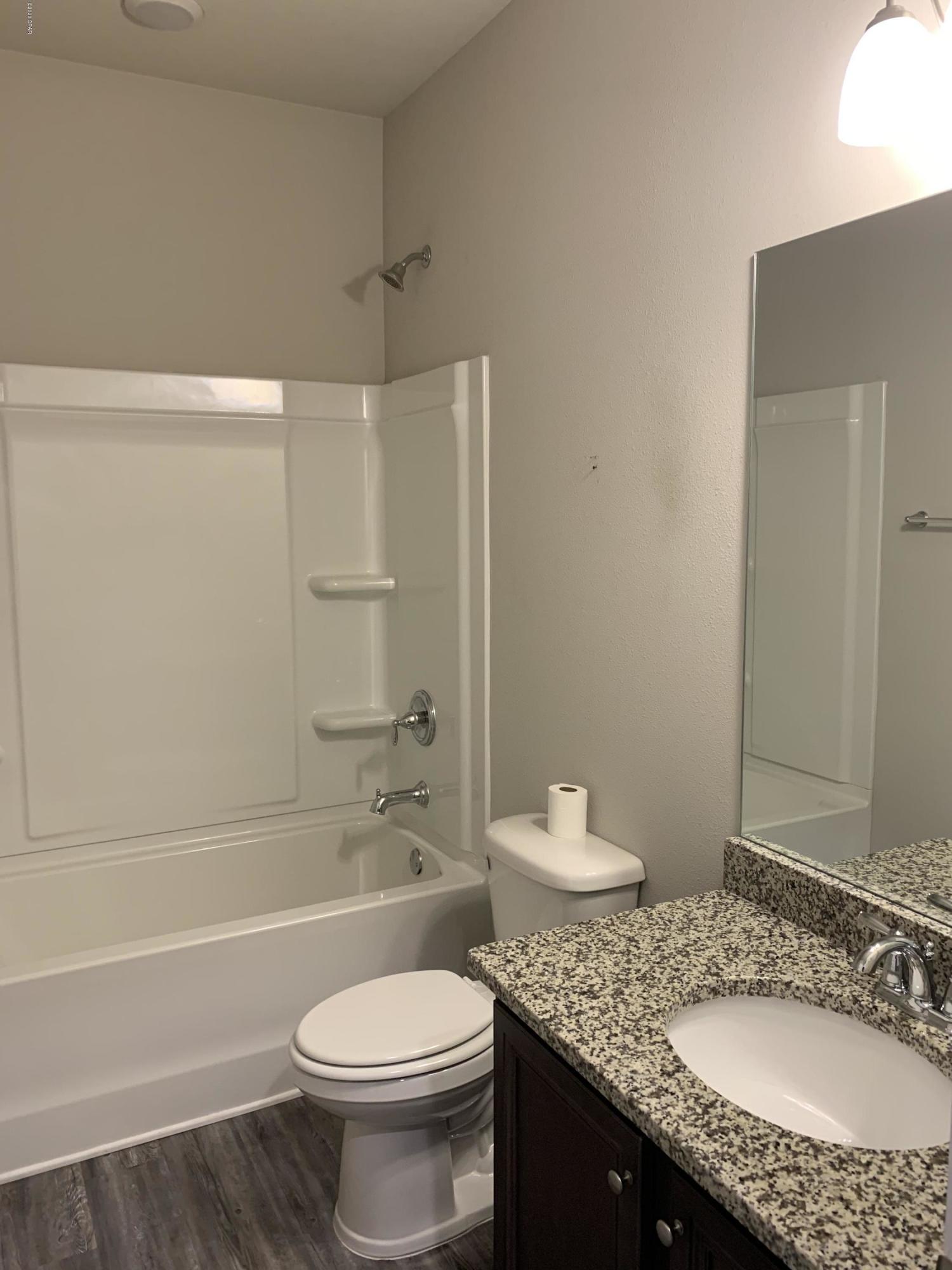 [No Recorded Subdiv] - Residential Lease