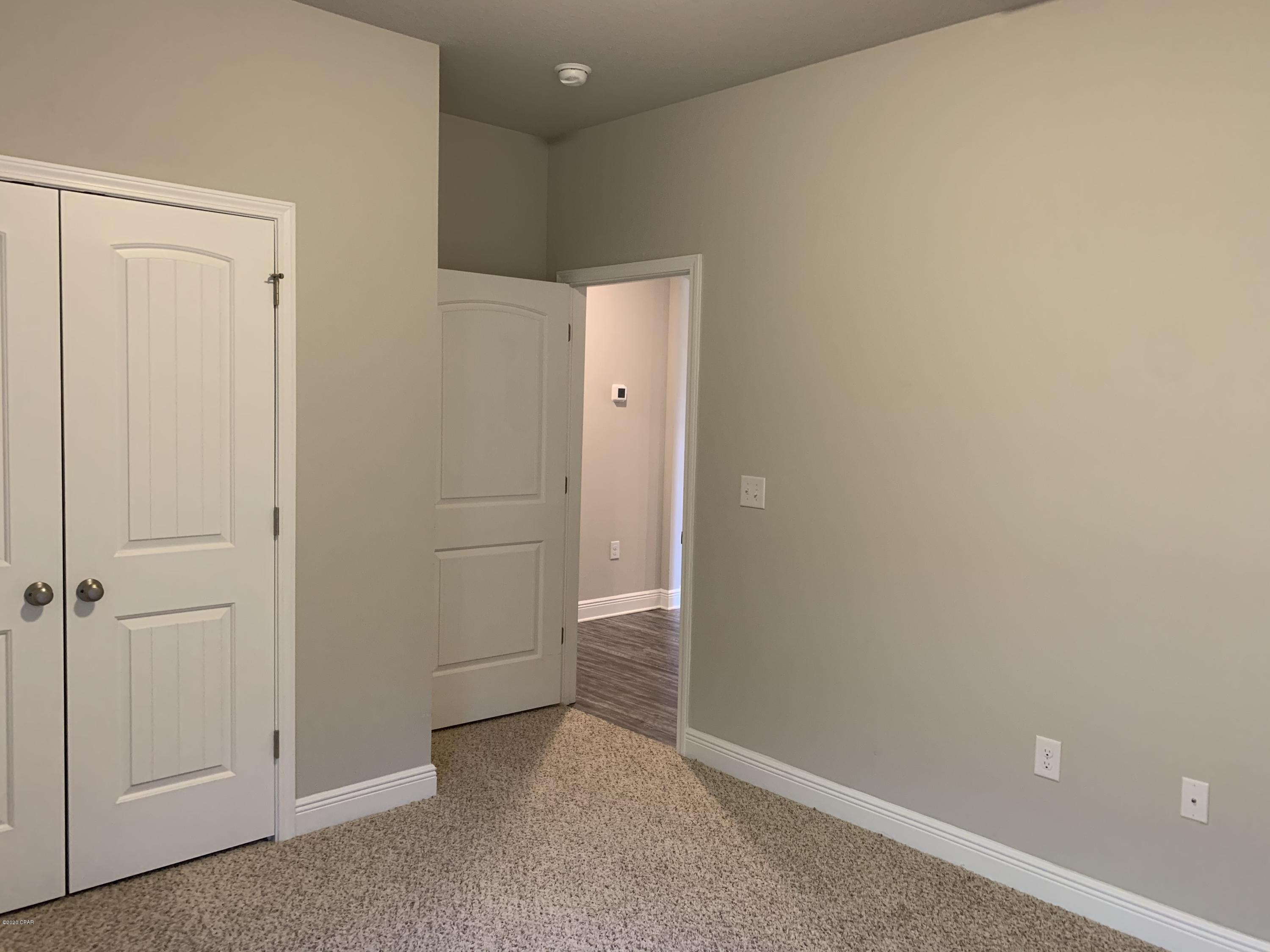 [No Recorded Subdiv] - Residential Lease