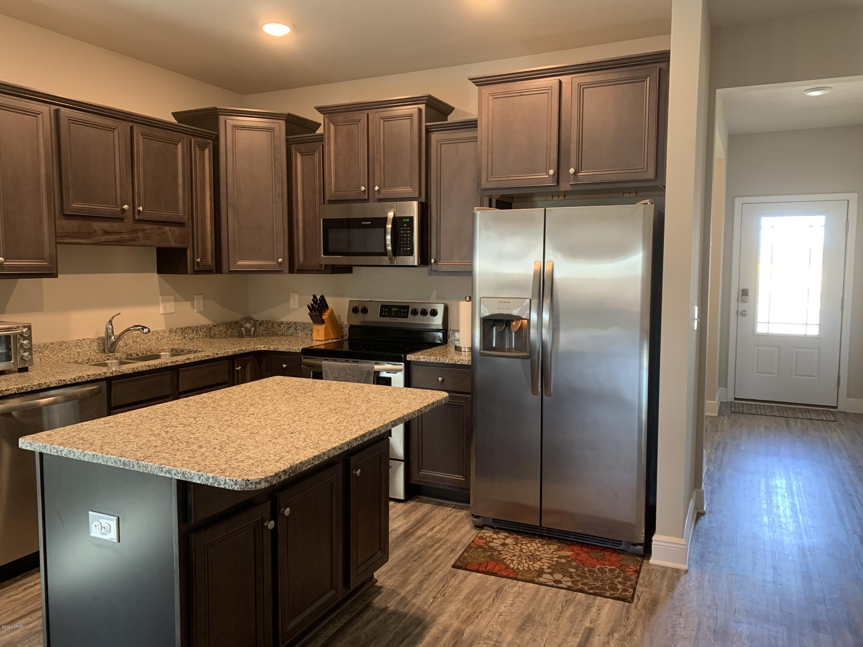 [No Recorded Subdiv] - Residential Lease