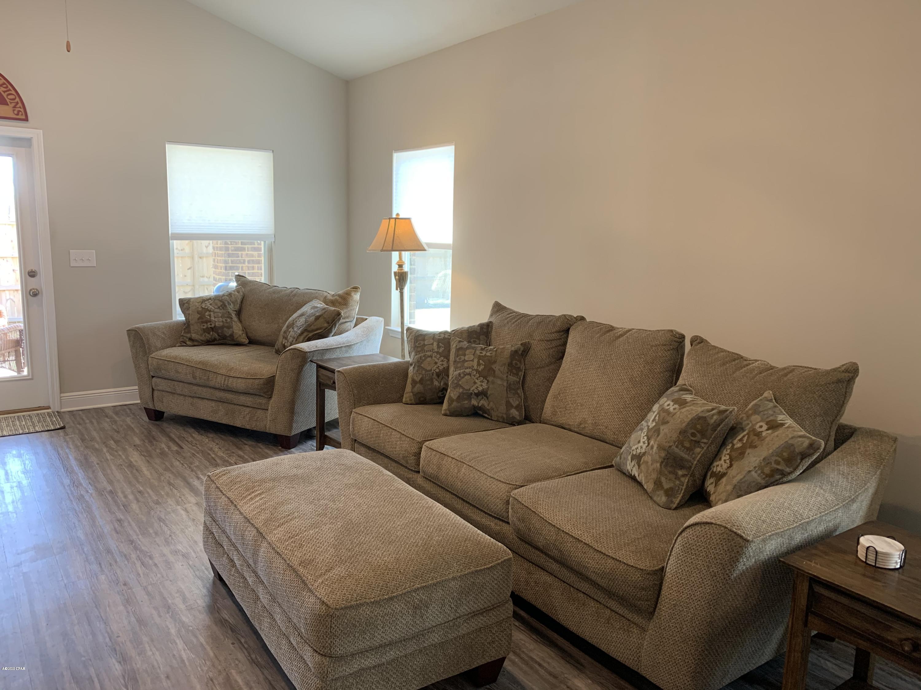 [No Recorded Subdiv] - Residential Lease