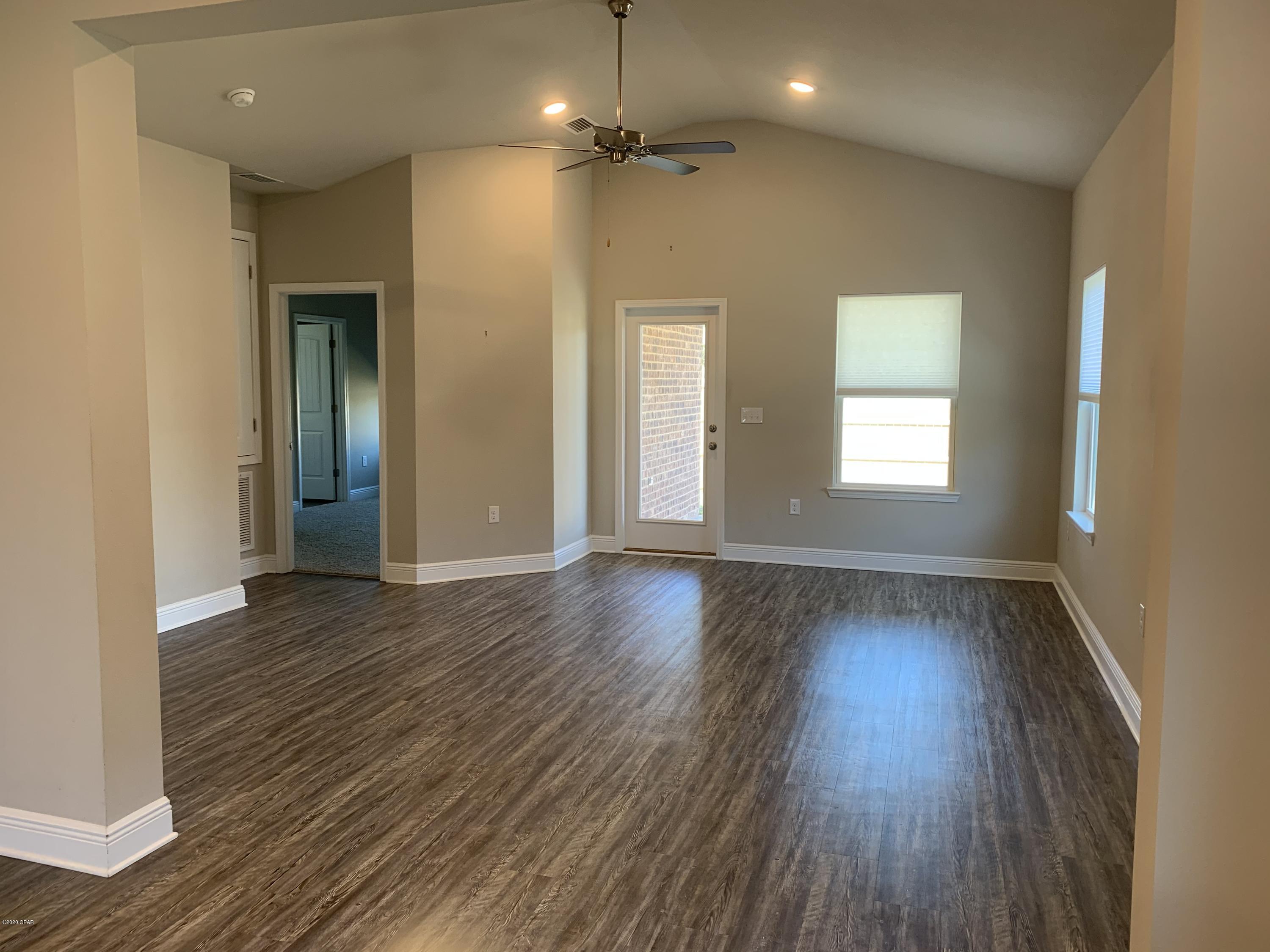 [No Recorded Subdiv] - Residential Lease