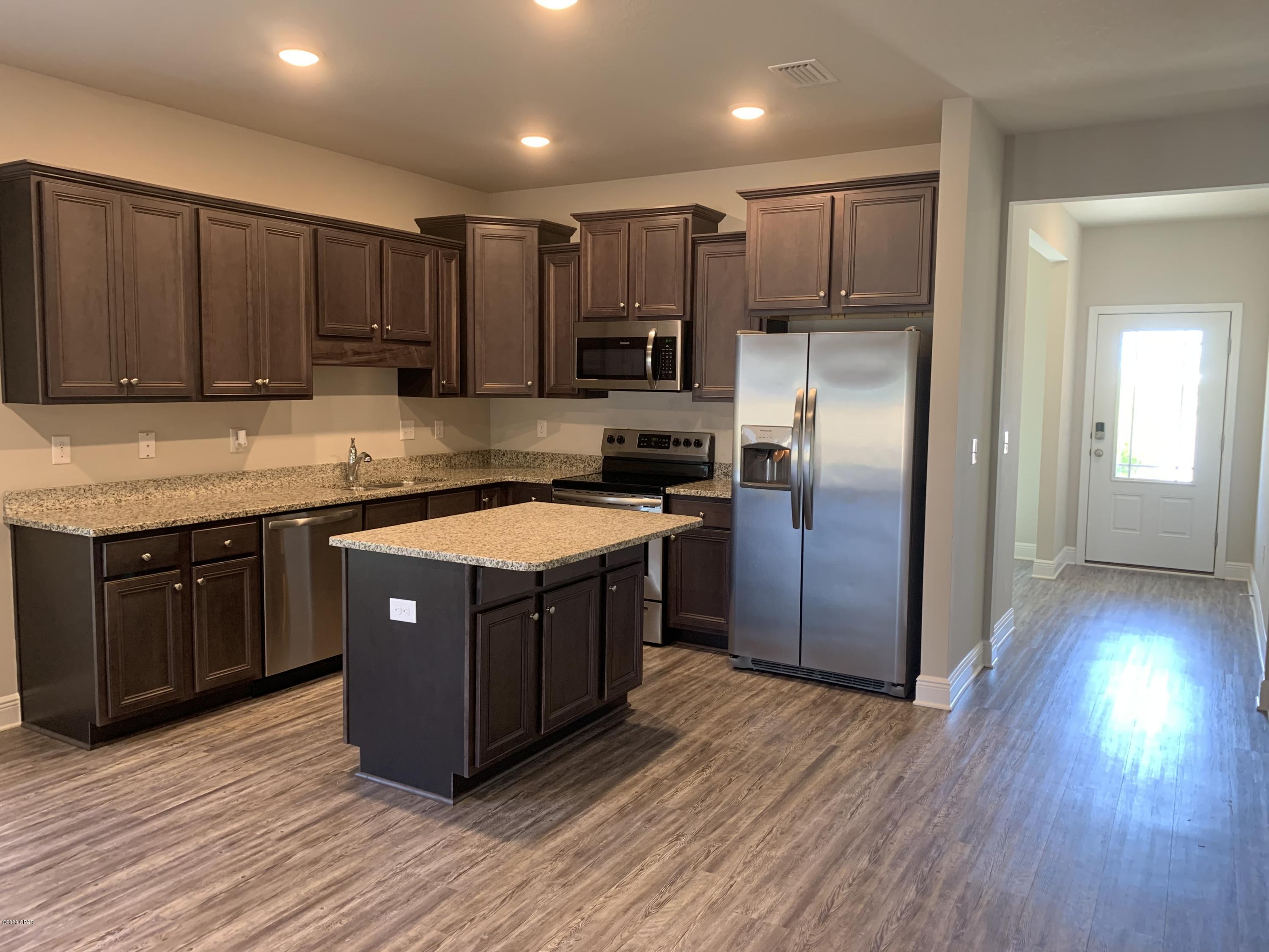 [No Recorded Subdiv] - Residential Lease