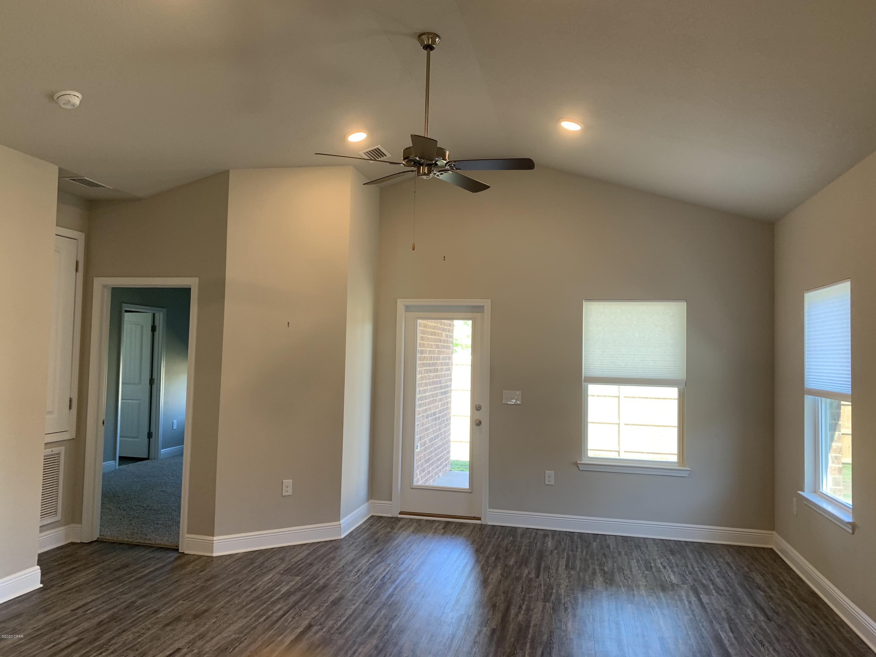 [No Recorded Subdiv] - Residential Lease