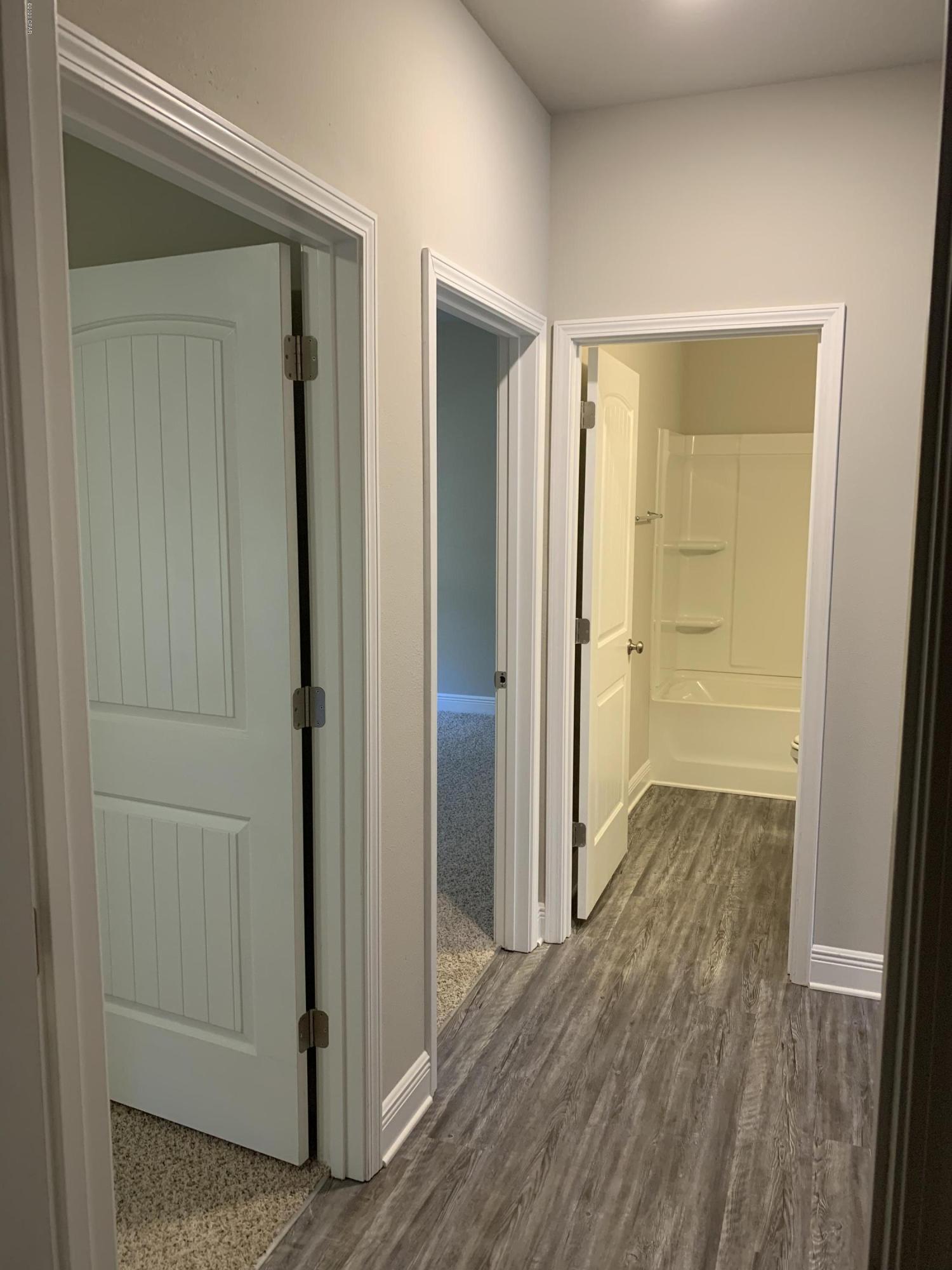 [No Recorded Subdiv] - Residential Lease