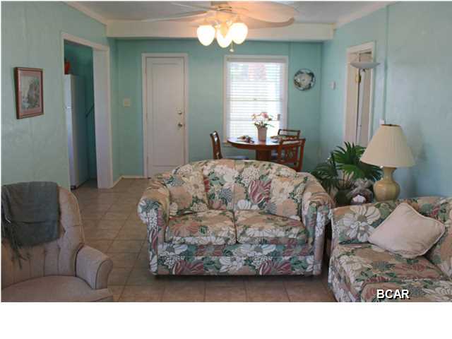 Laguna Beach Estates 8th Add - Residential