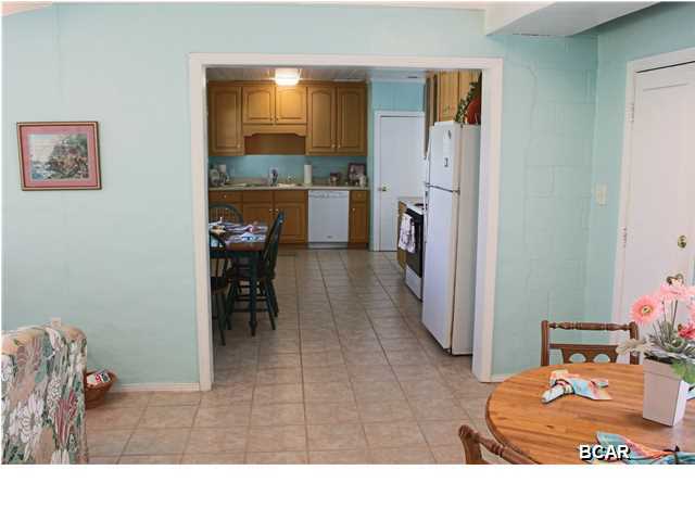 Laguna Beach Estates 8th Add - Residential