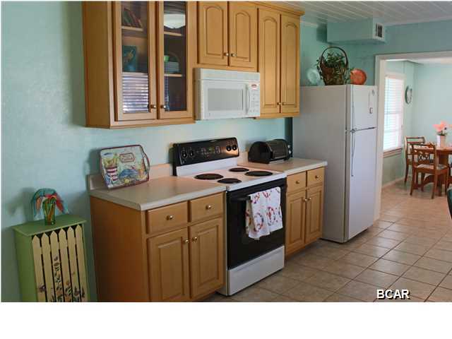 Laguna Beach Estates 8th Add - Residential
