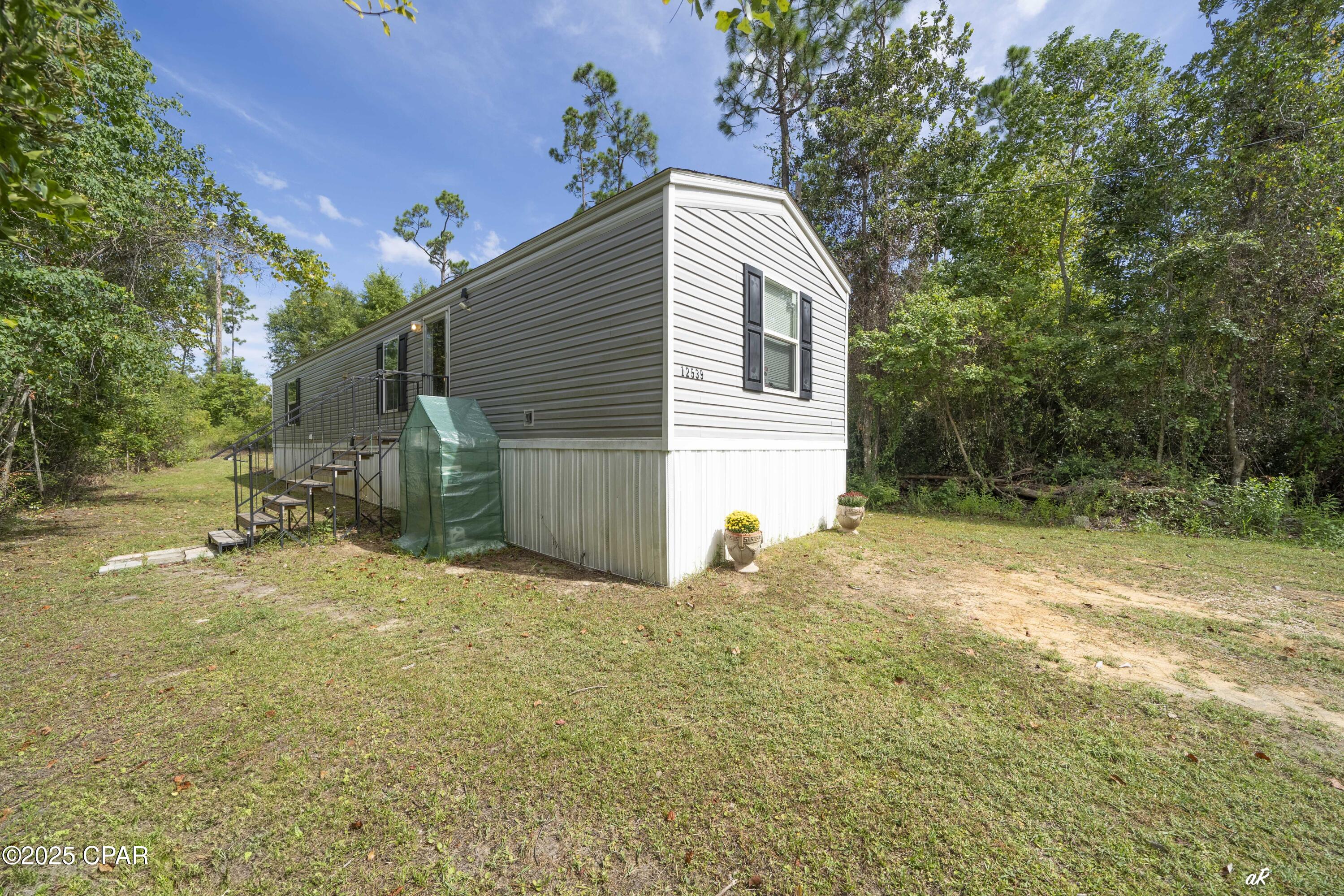 Fla Ranchos Second Section - Residential