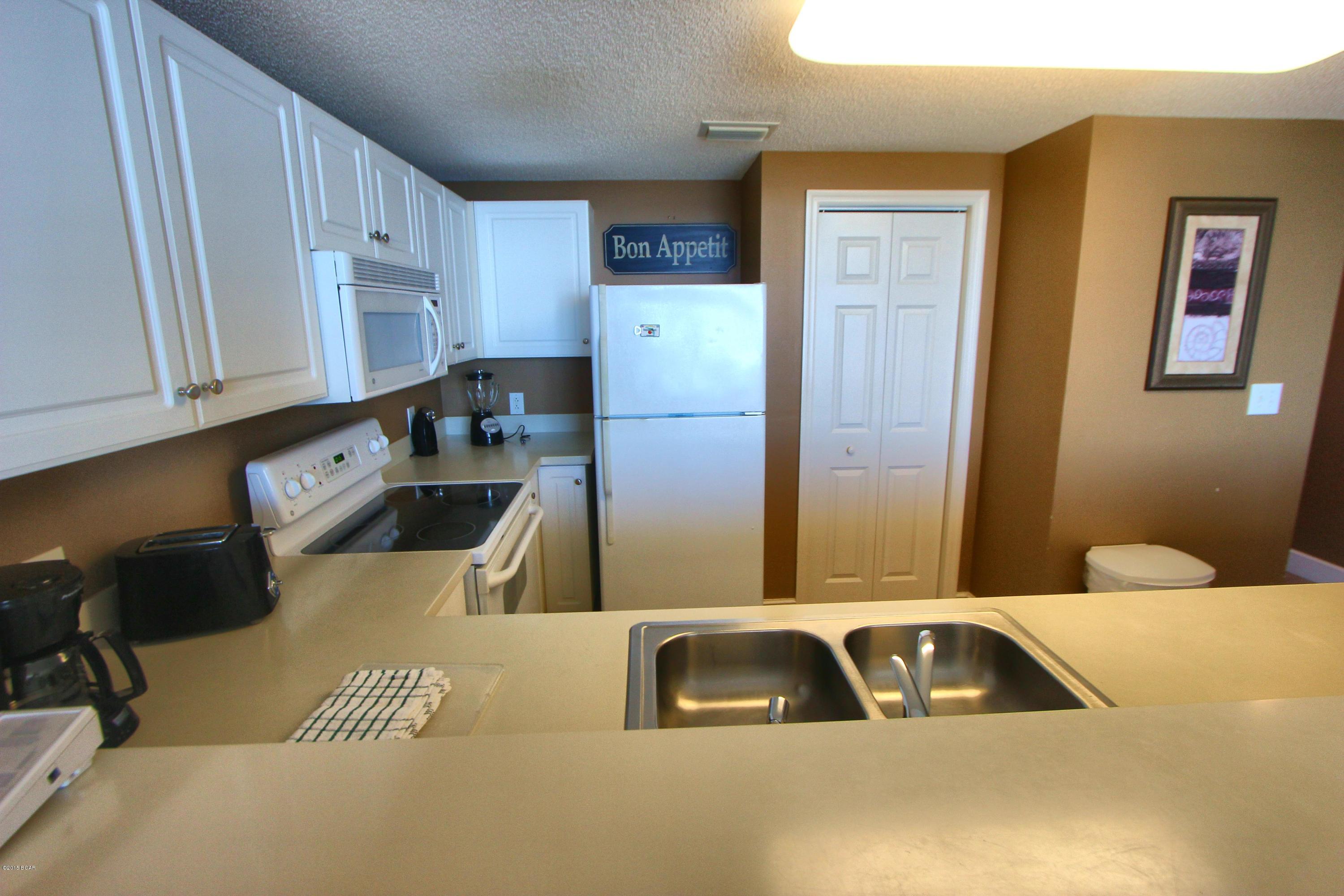 Majestic Beach Tower I - Residential