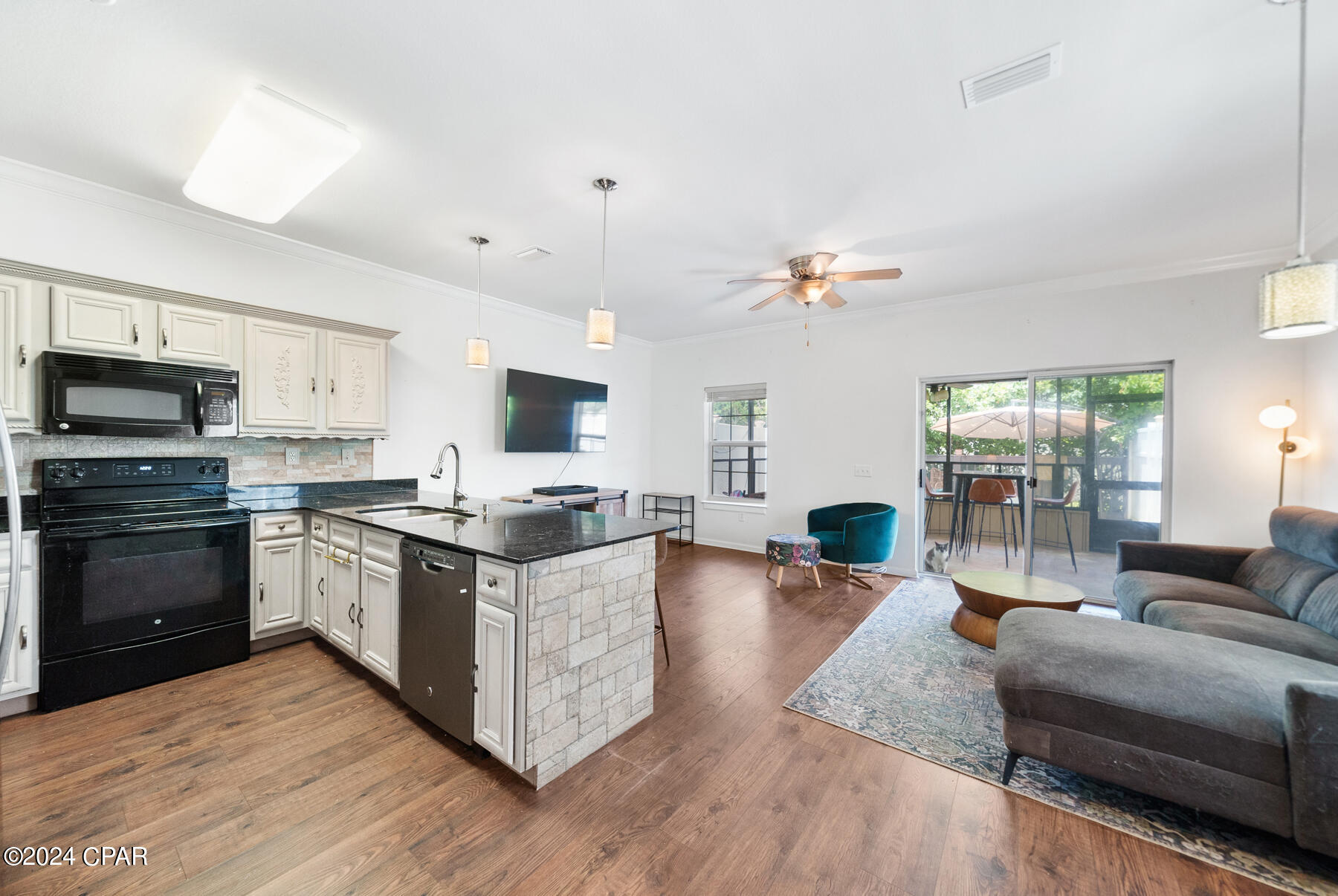 Quail Hollow - Residential Lease