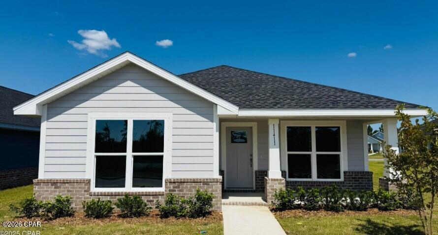LIMITED OFFER: Get a tiered rate: 2.99% (Year 1), 3.99% (Year 2), then 4.99% fixed for life. PLUS MOVE IN PACKAGE & COVERING CLOSING COST WITH PREFFERED LENDER. Come Experience The Difference with Adams Homes in this versatile family floorplan. Includes granite countertops, CoreTec Pro Plus flooring, a sprinkler system, and a rear-load two car garage. Enjoy Florida's great outdoors by calling this peaceful waterfront community home. From kayaking and fishing, to boating East Bay can accommodate it all. With beautiful intracoastal views this community is just 20 minutes from Tyndall AFB, 37 minutes to Mexico Beach, or a short boat ride to Shell Island.