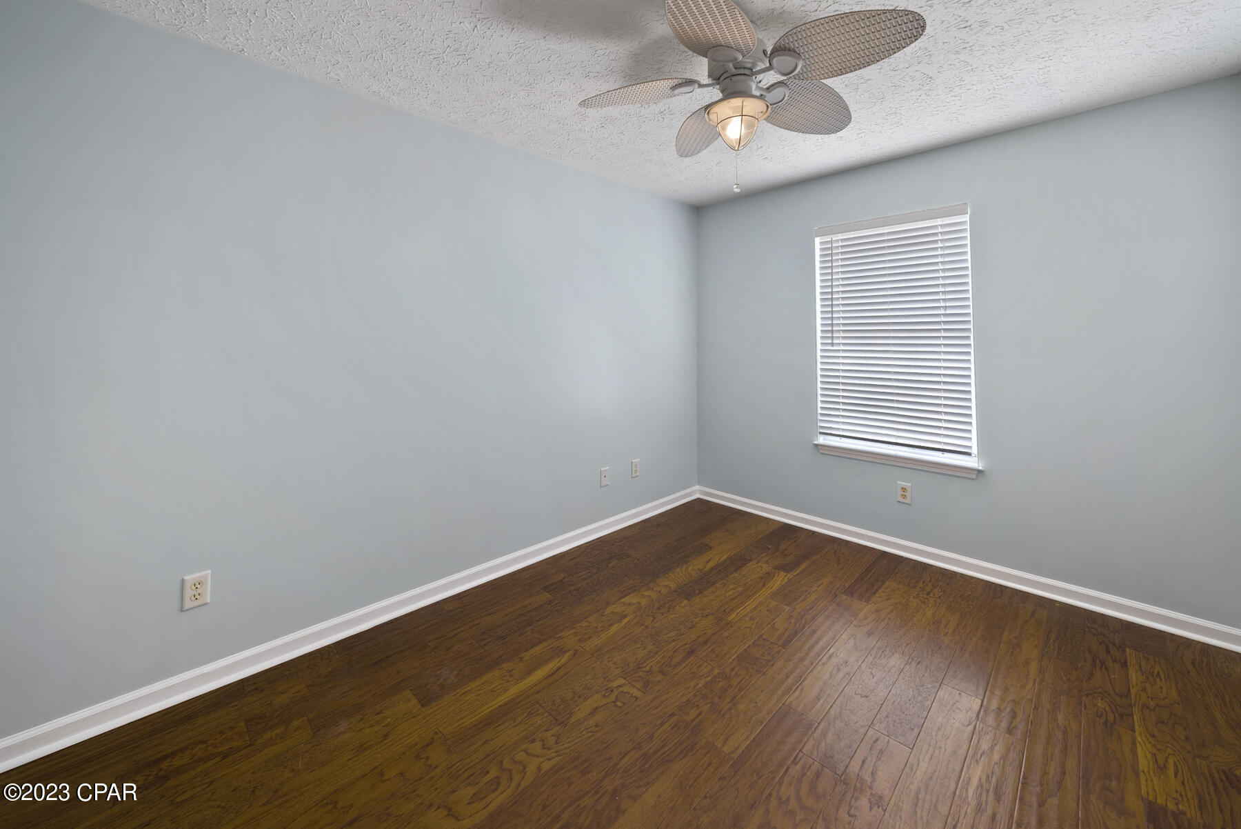 Palm Cove - Residential Lease