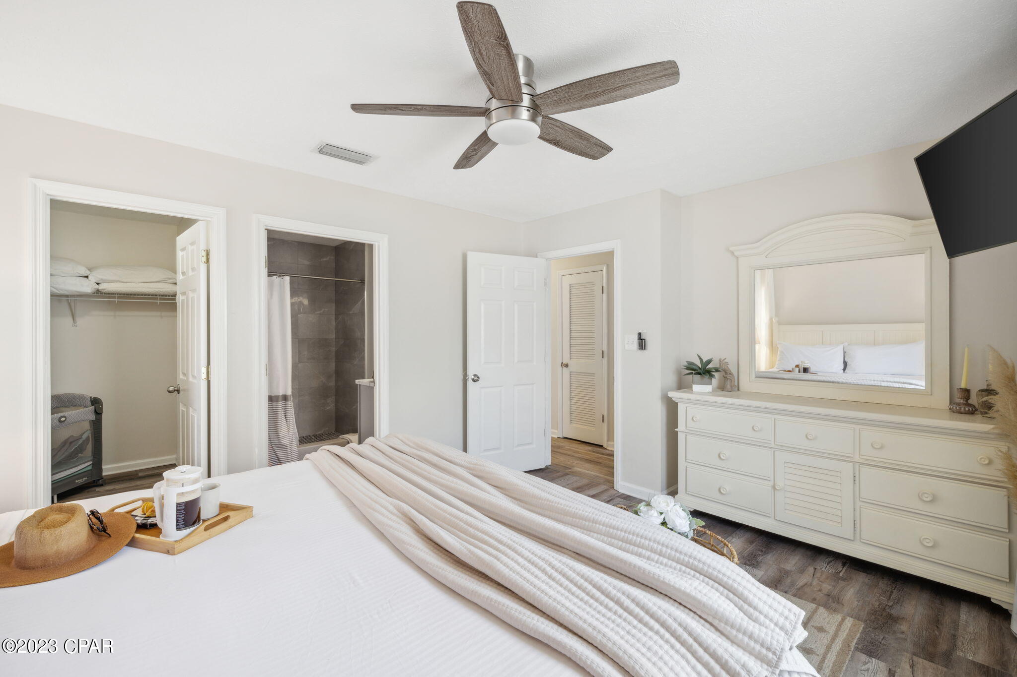Palm Cove - Residential Lease