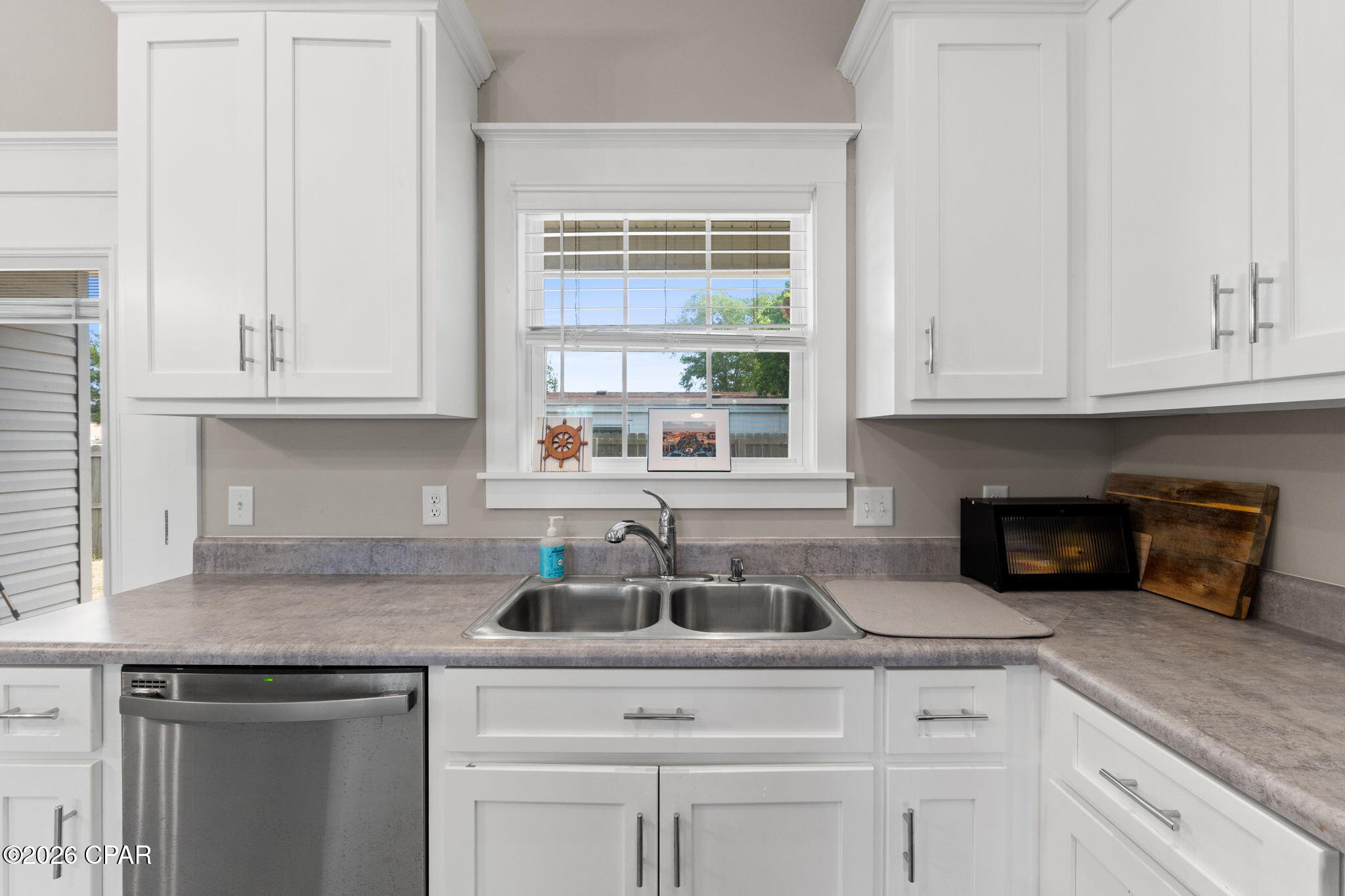 Robins Court - Residential Lease