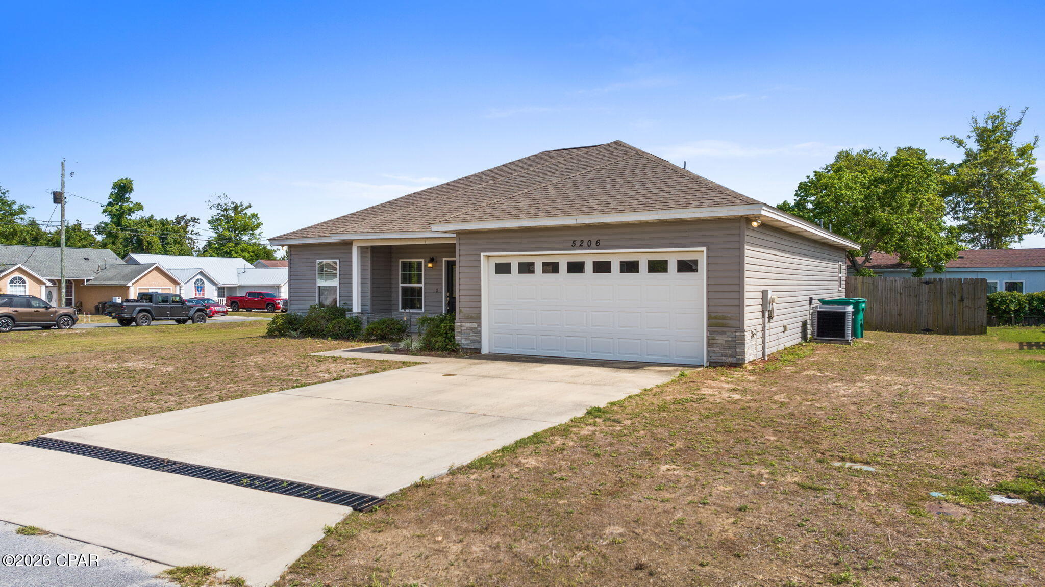 Robins Court - Residential Lease